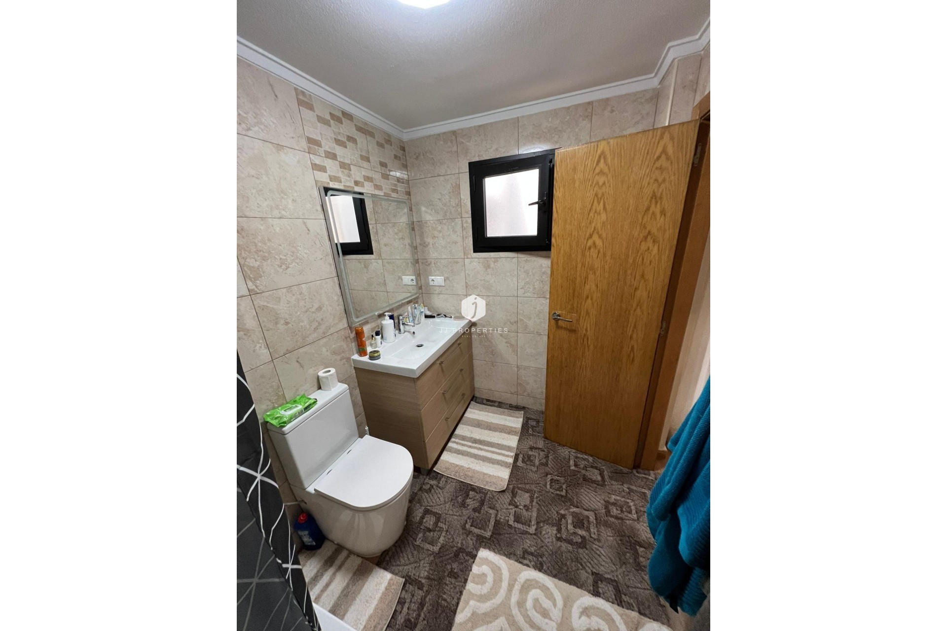 Segunda mano - Apartamento / piso -
Torrevieja - Centro