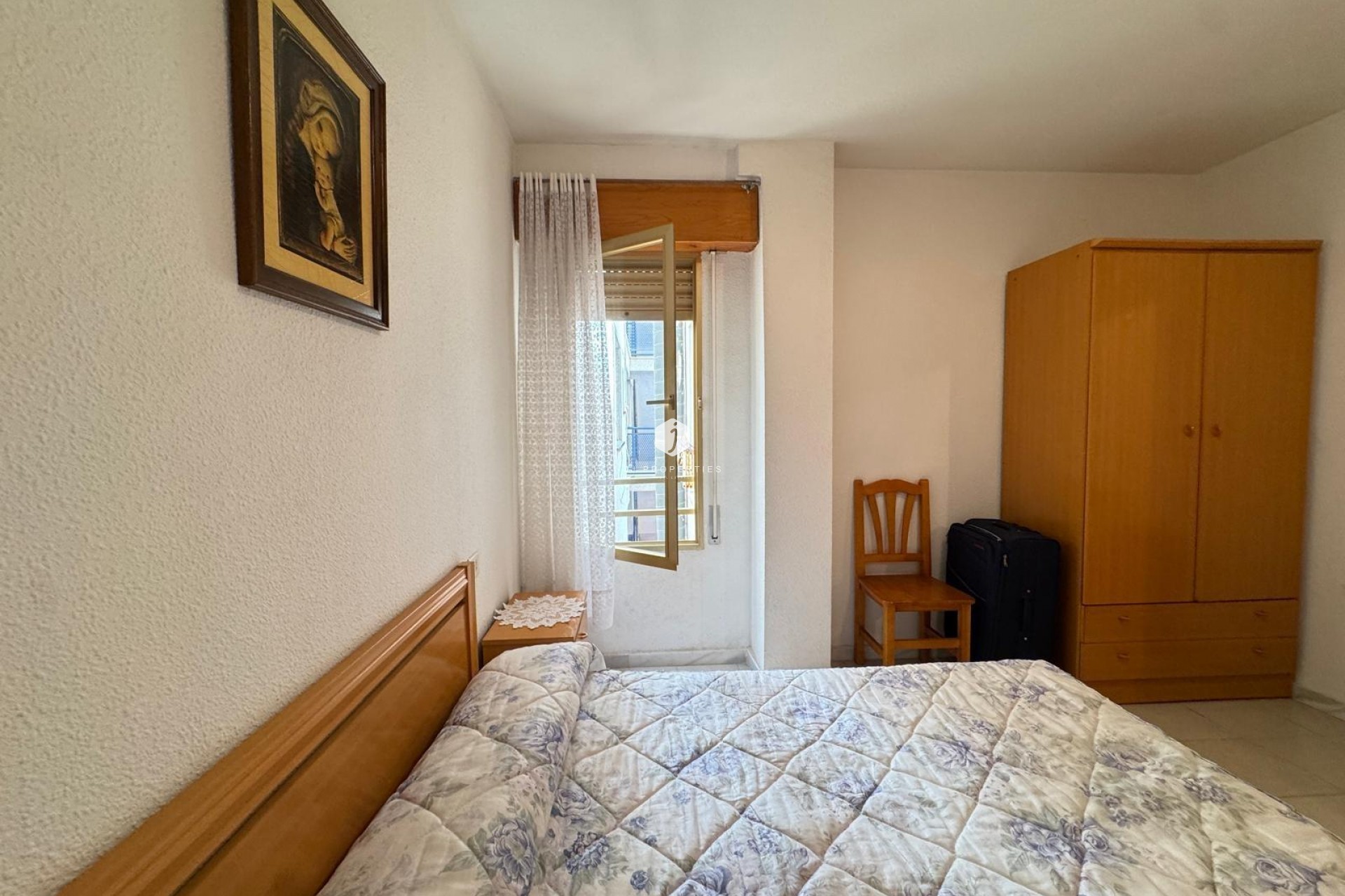 Segunda mano - Apartamento / piso -
Torrevieja - Centro