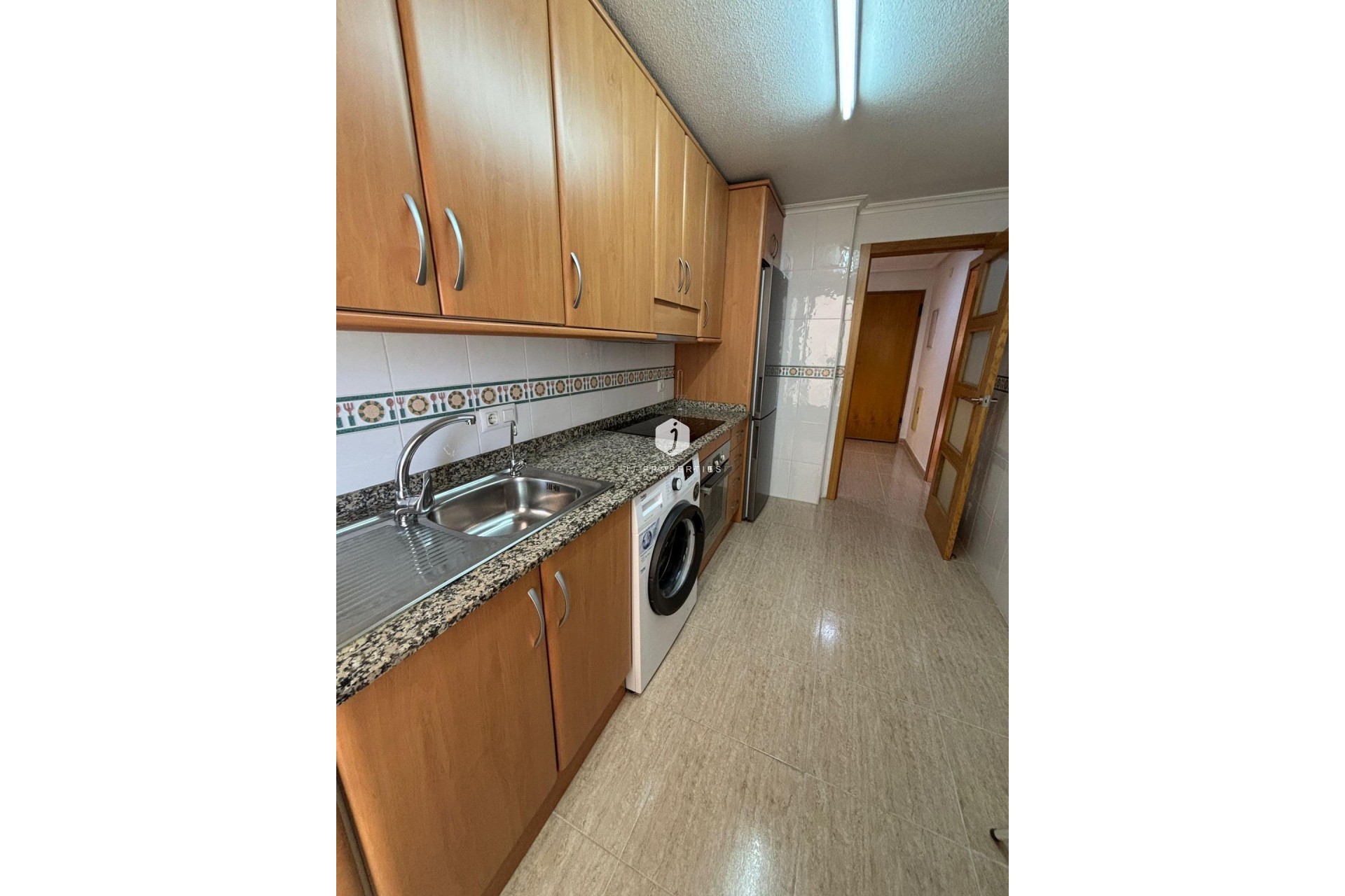 Segunda mano - Apartamento / piso -
Torrevieja - Centro