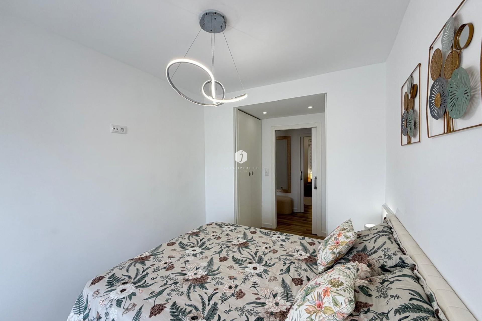 Segunda mano - Apartamento / piso -
Torrevieja - Centro