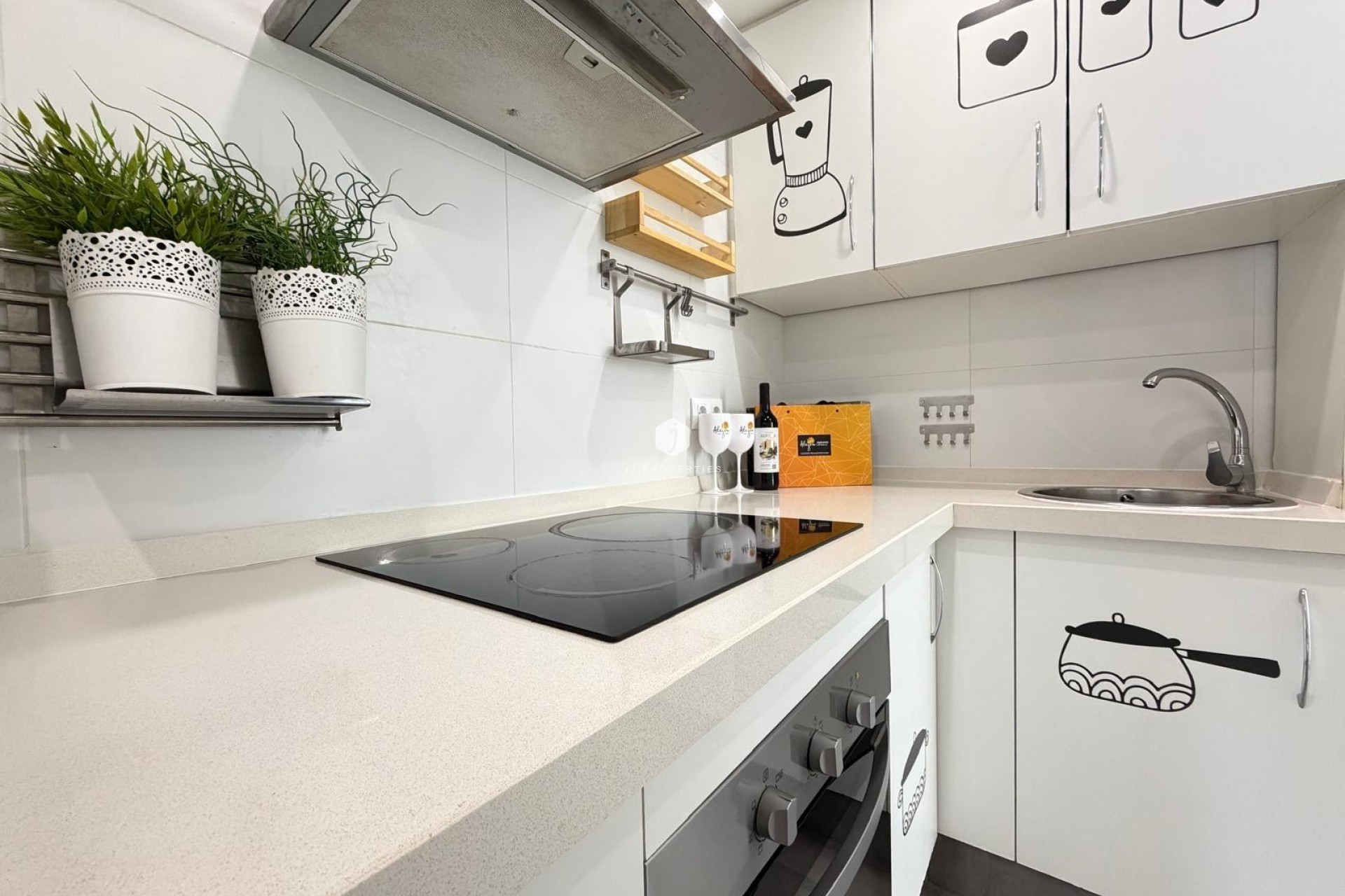 Segunda mano - Apartamento / piso -
Torrevieja - Centro