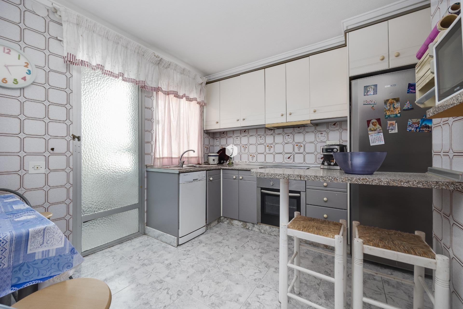 Segunda mano - Apartamento / piso -
Torrevieja - Centro