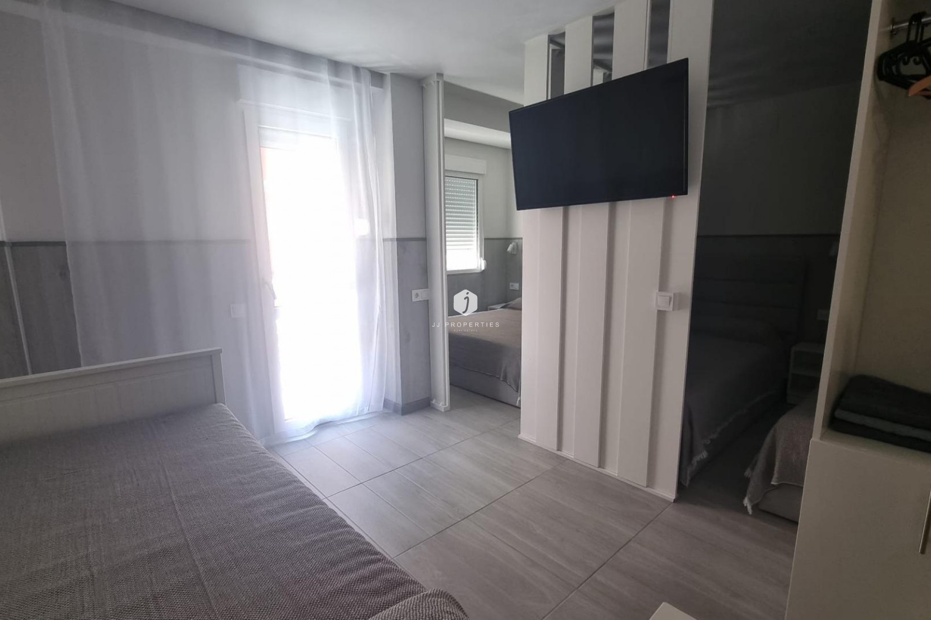 Segunda mano - Apartamento / piso -
Torrevieja - Centro