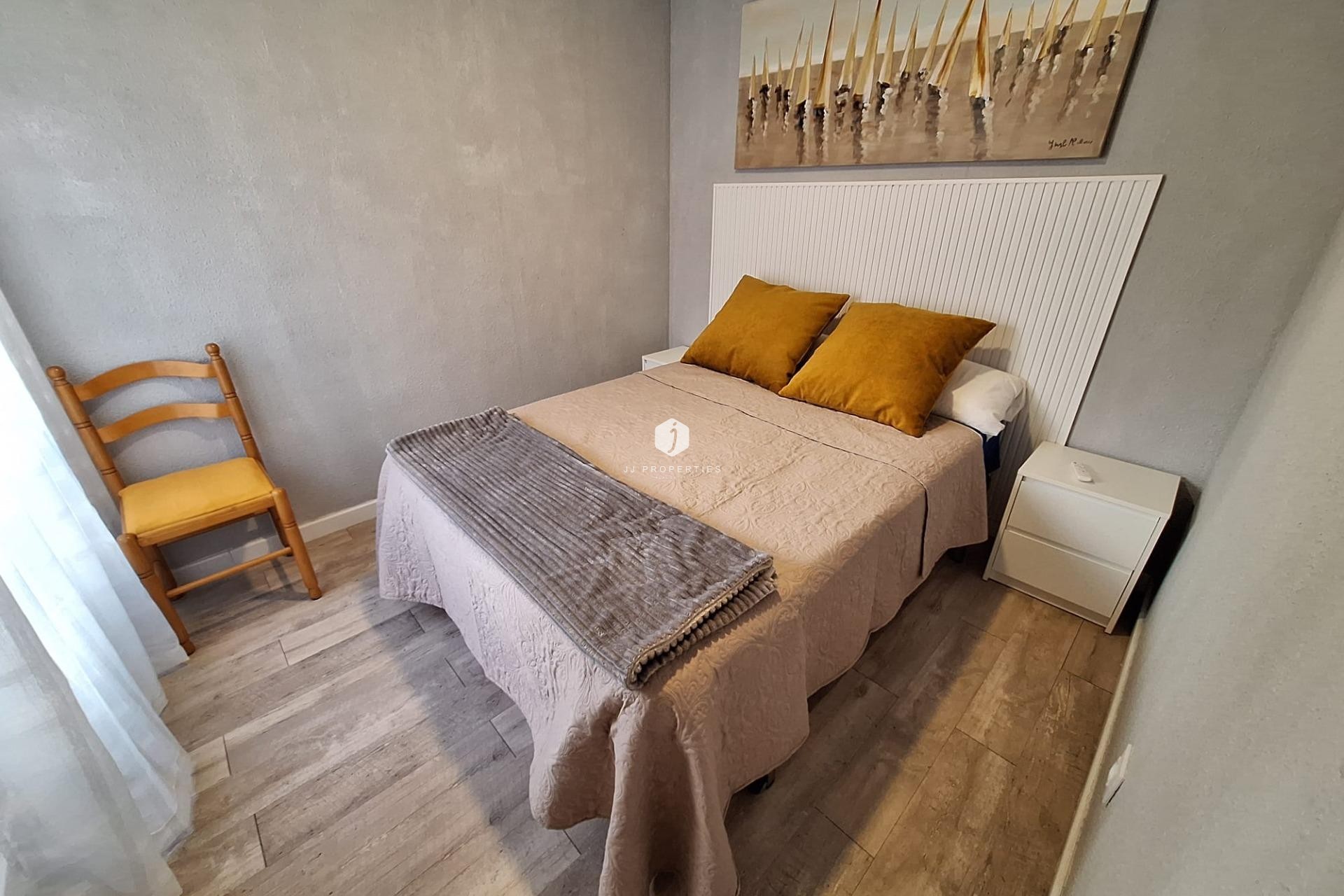 Segunda mano - Apartamento / piso -
Torrevieja - Centro