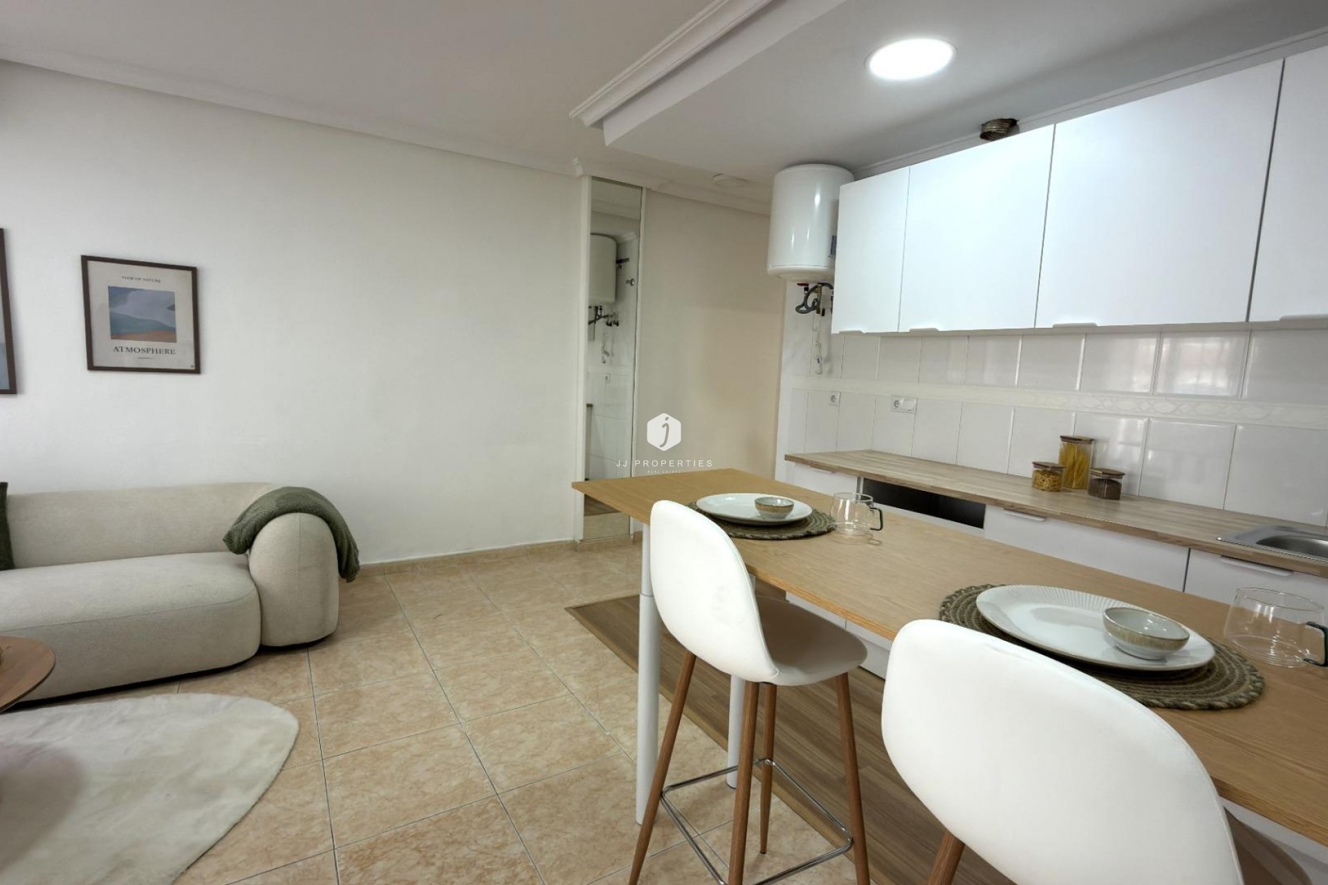Segunda mano - Apartamento / piso -
Torrevieja - Centro