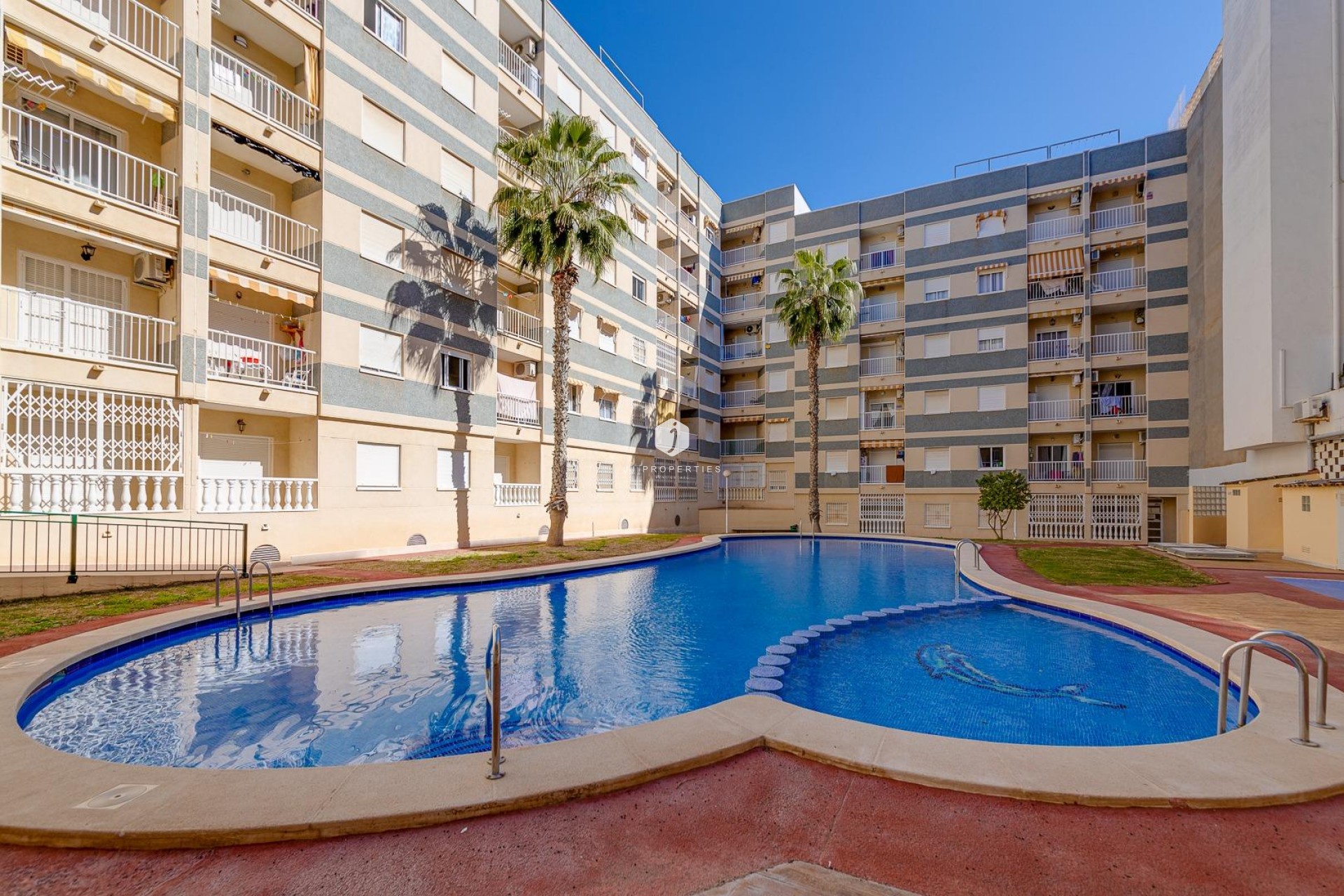 Segunda mano - Apartamento / piso -
Torrevieja - Centro