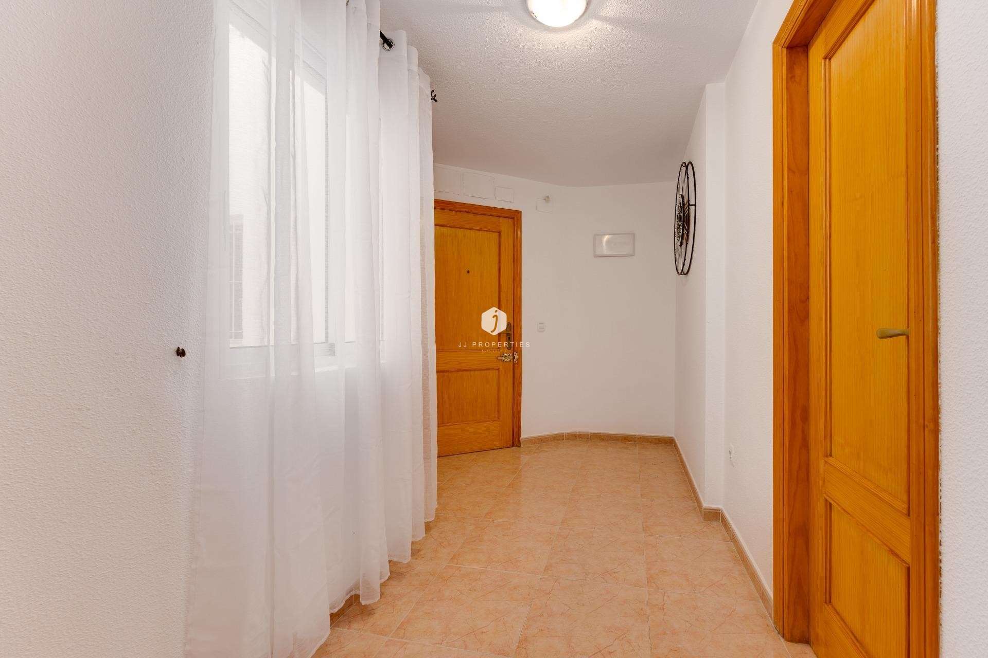 Segunda mano - Apartamento / piso -
Torrevieja - Centro