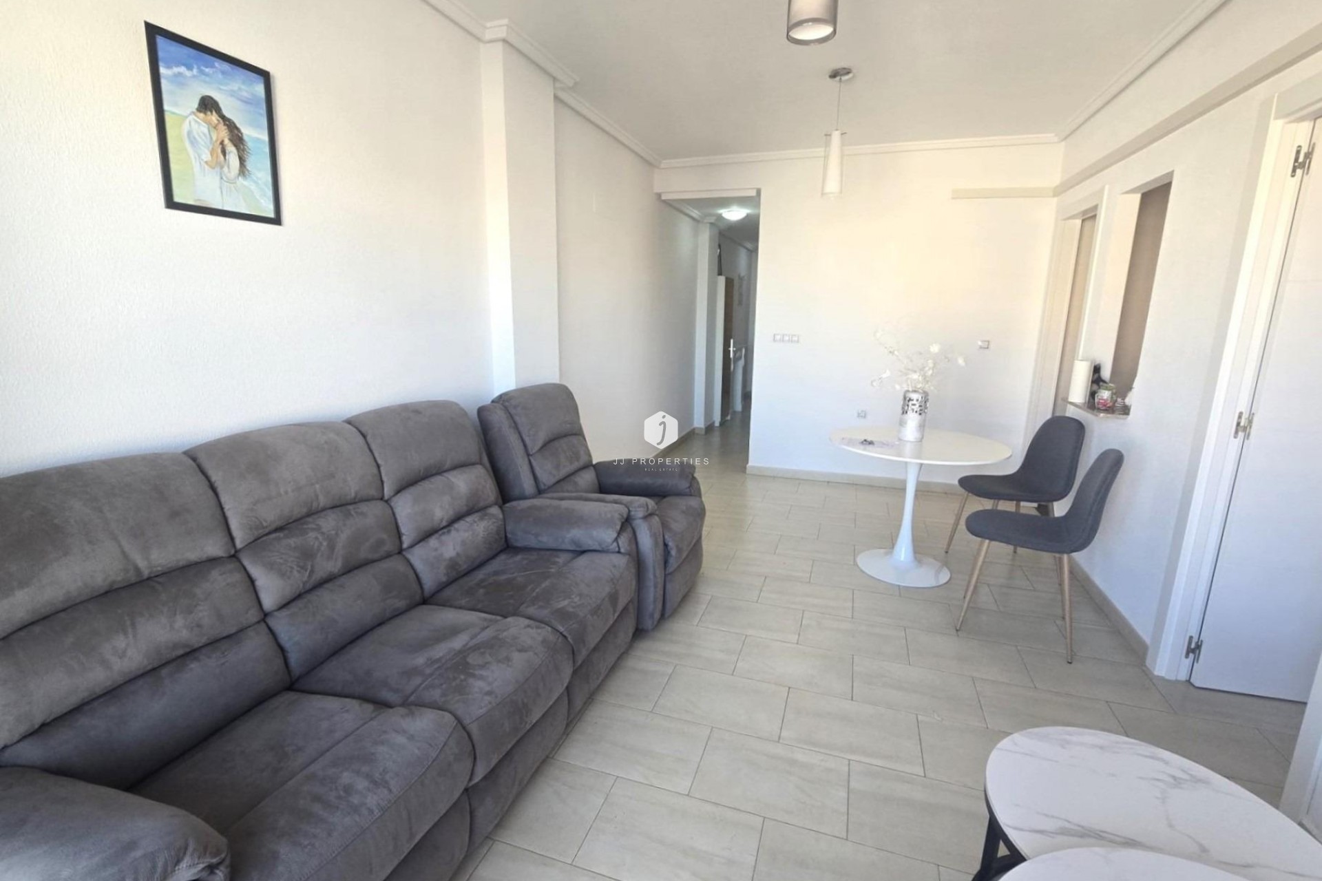 Segunda mano - Apartamento / piso -
Torrevieja - Centro