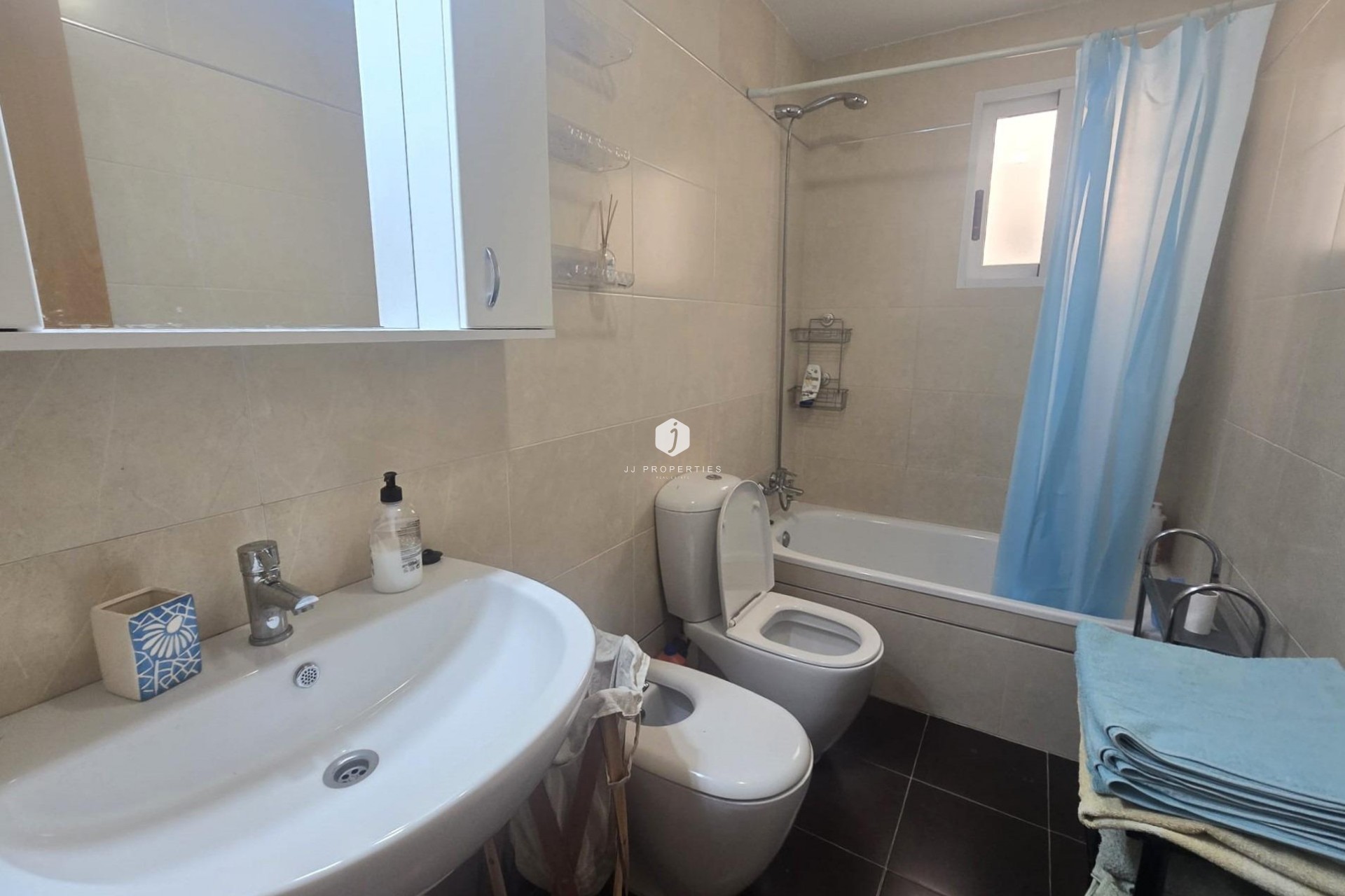 Segunda mano - Apartamento / piso -
Torrevieja - Centro