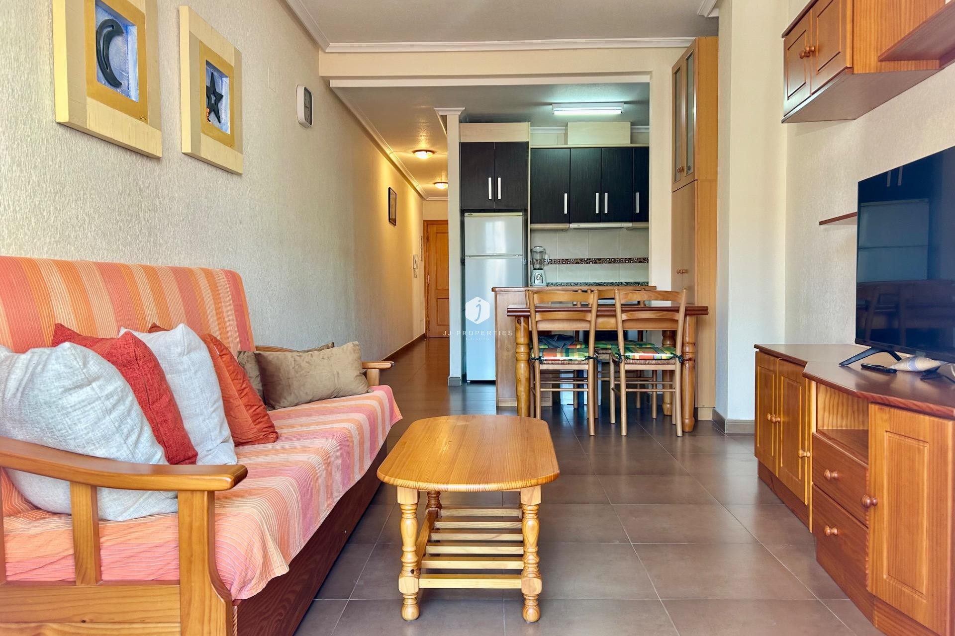 Segunda mano - Apartamento / piso -
Torrevieja - Centro