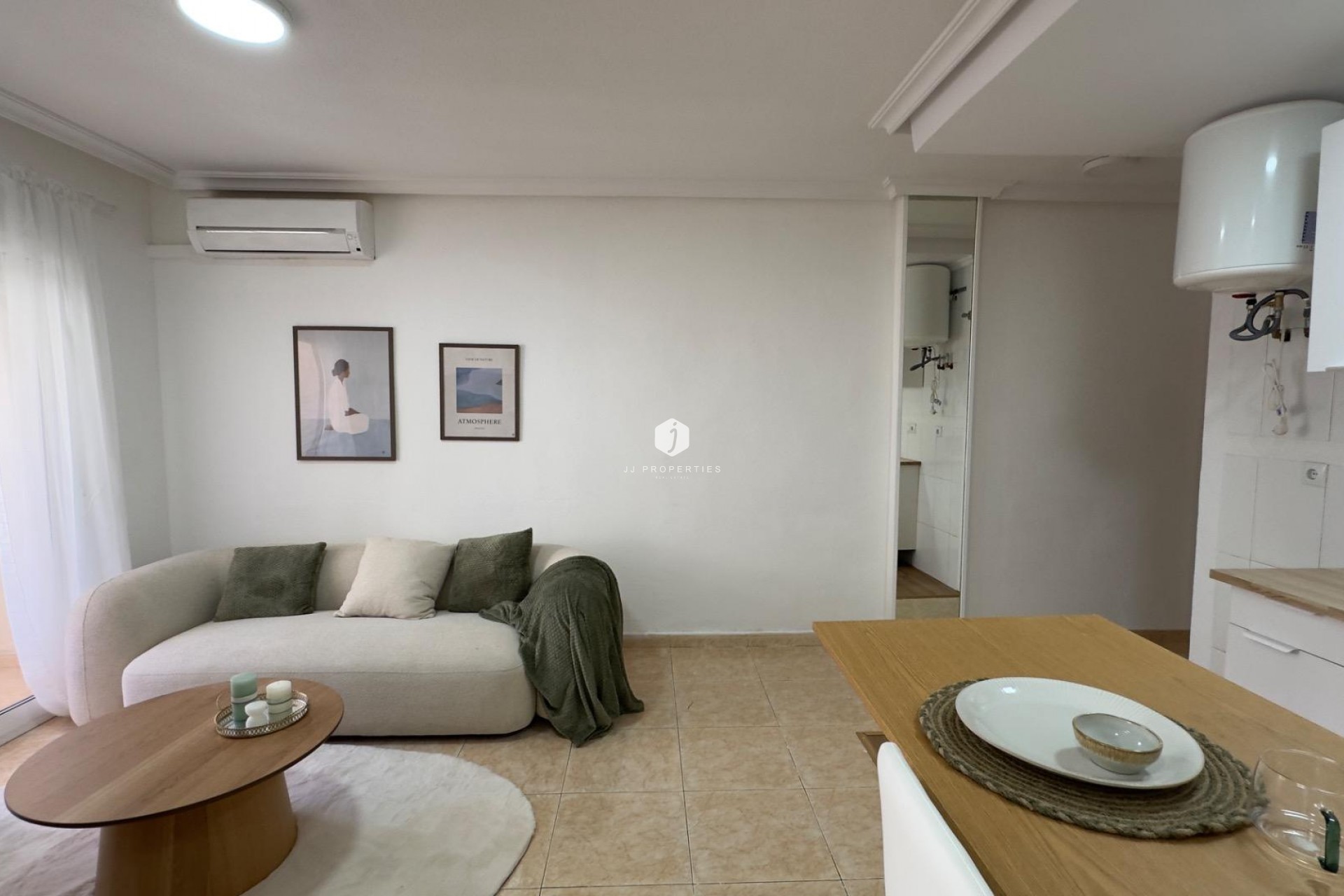 Segunda mano - Apartamento / piso -
Torrevieja - Centro