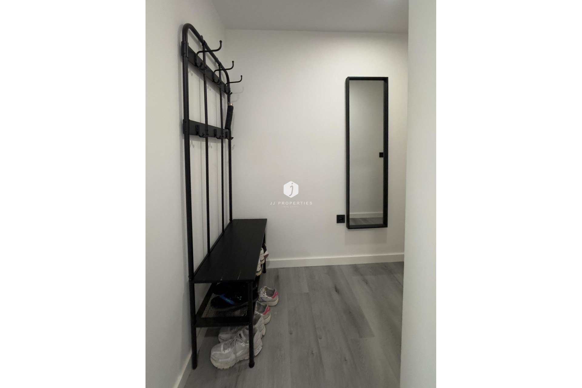 Segunda mano - Apartamento / piso -
Torrevieja - Centro