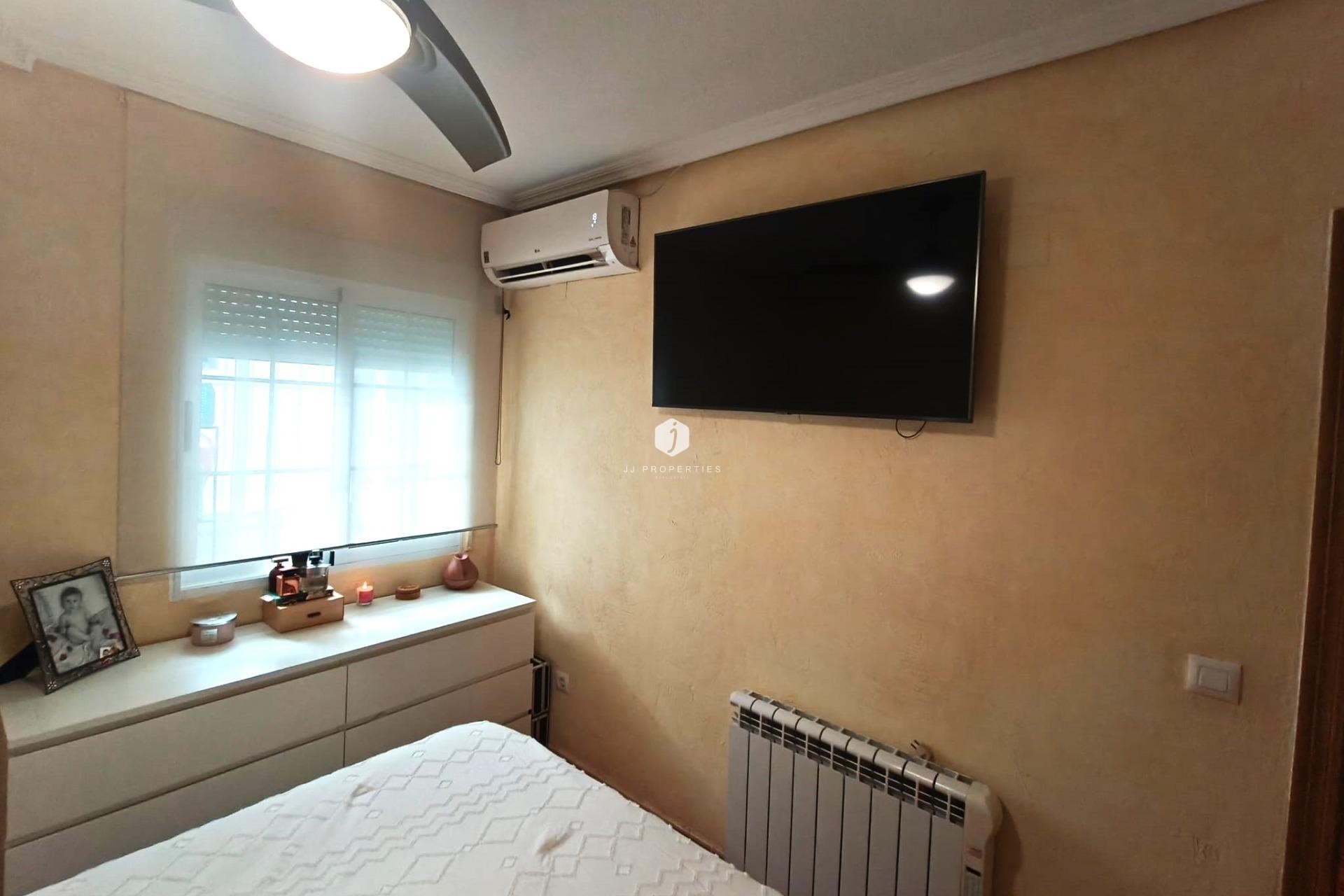 Segunda mano - Apartamento / piso -
Torrevieja - Centro