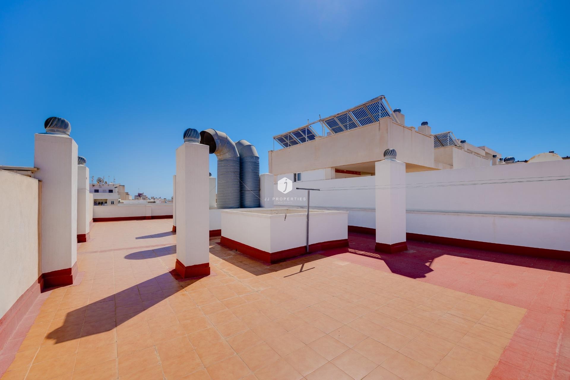 Segunda mano - Apartamento / piso -
Torrevieja - Centro