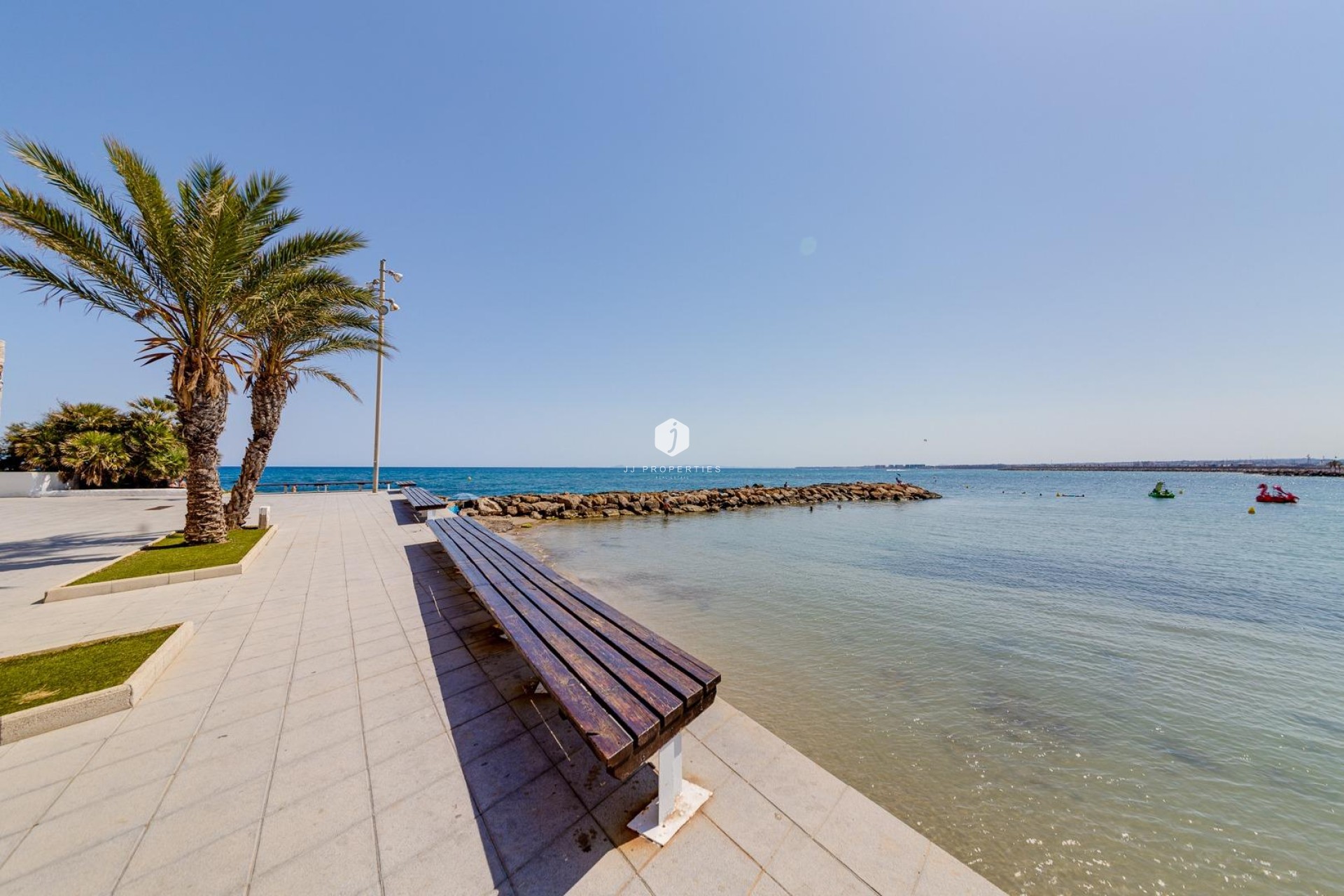 Segunda mano - Apartamento / piso -
Torrevieja - Centro