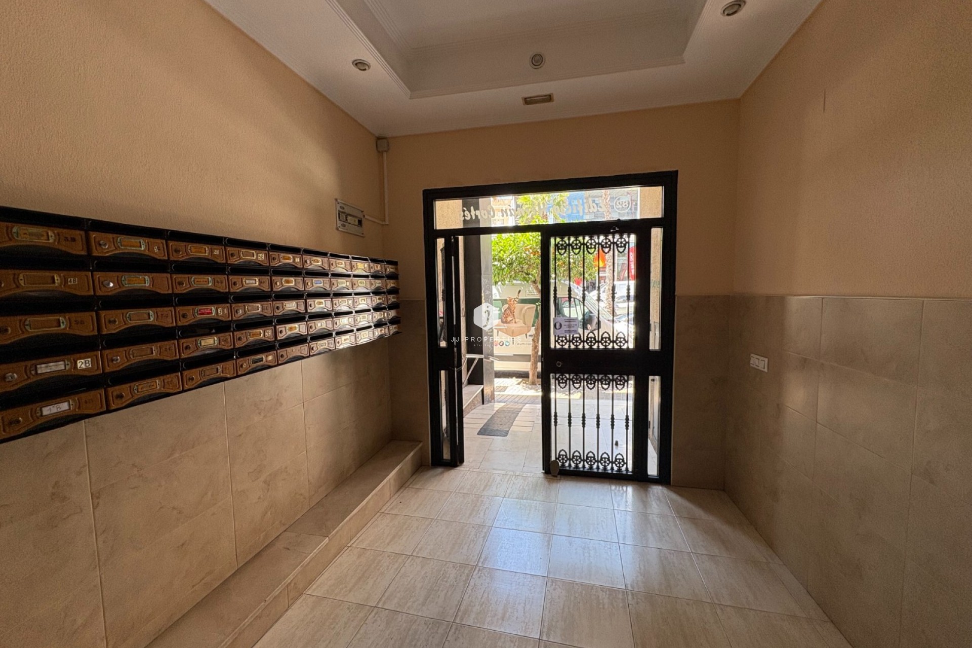 Segunda mano - Apartamento / piso -
Torrevieja - Costa Blanca