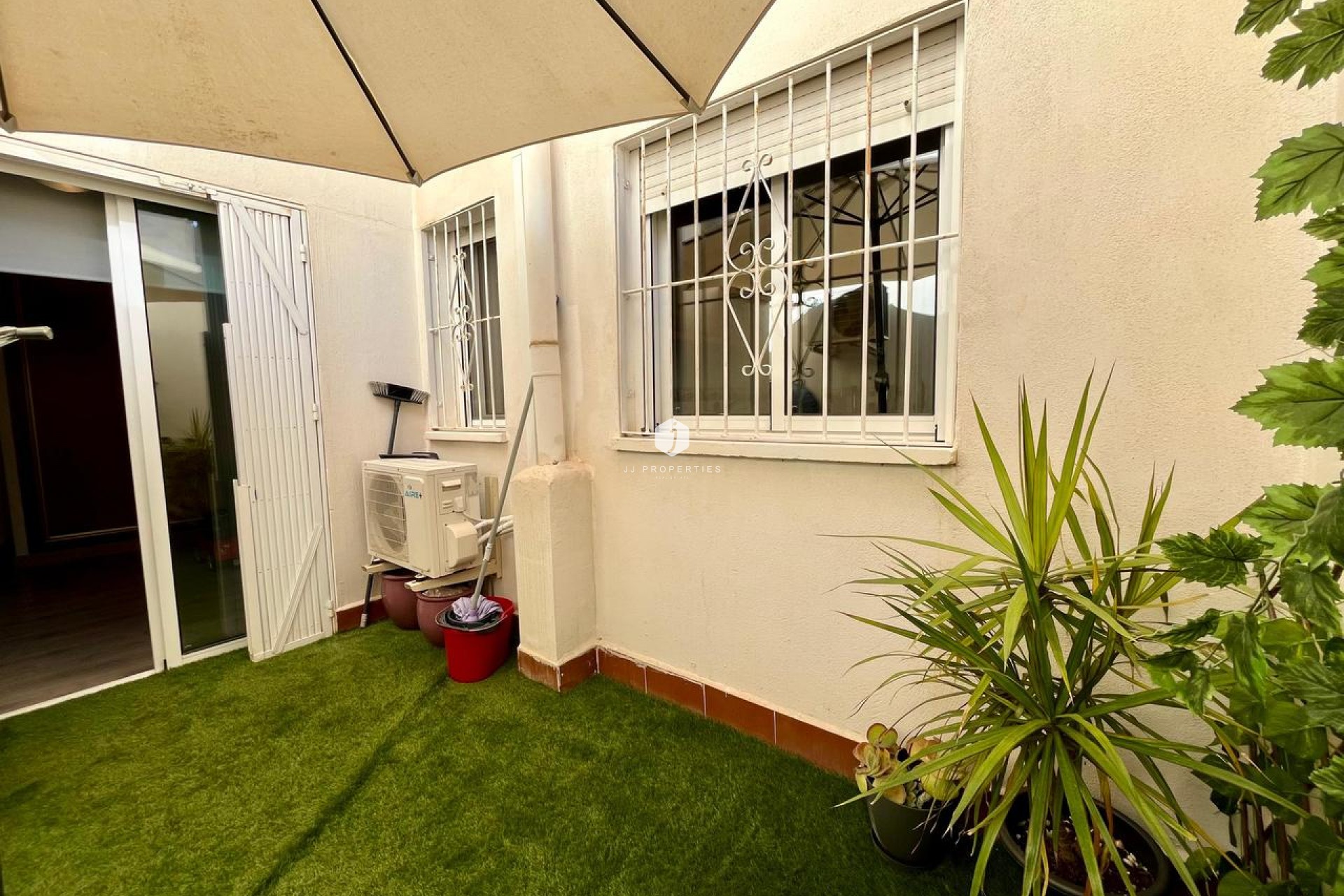 Segunda mano - Apartamento / piso -
Torrevieja - Costa Blanca