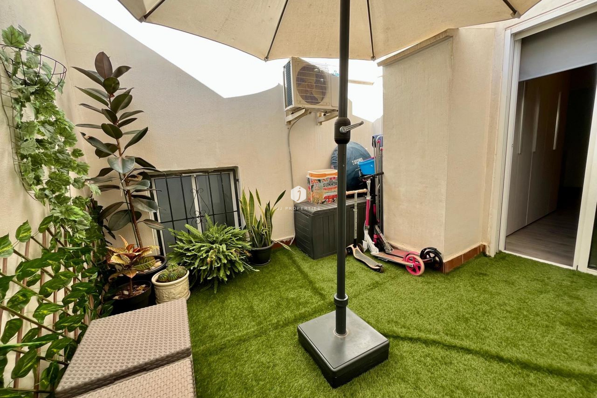 Segunda mano - Apartamento / piso -
Torrevieja - Costa Blanca