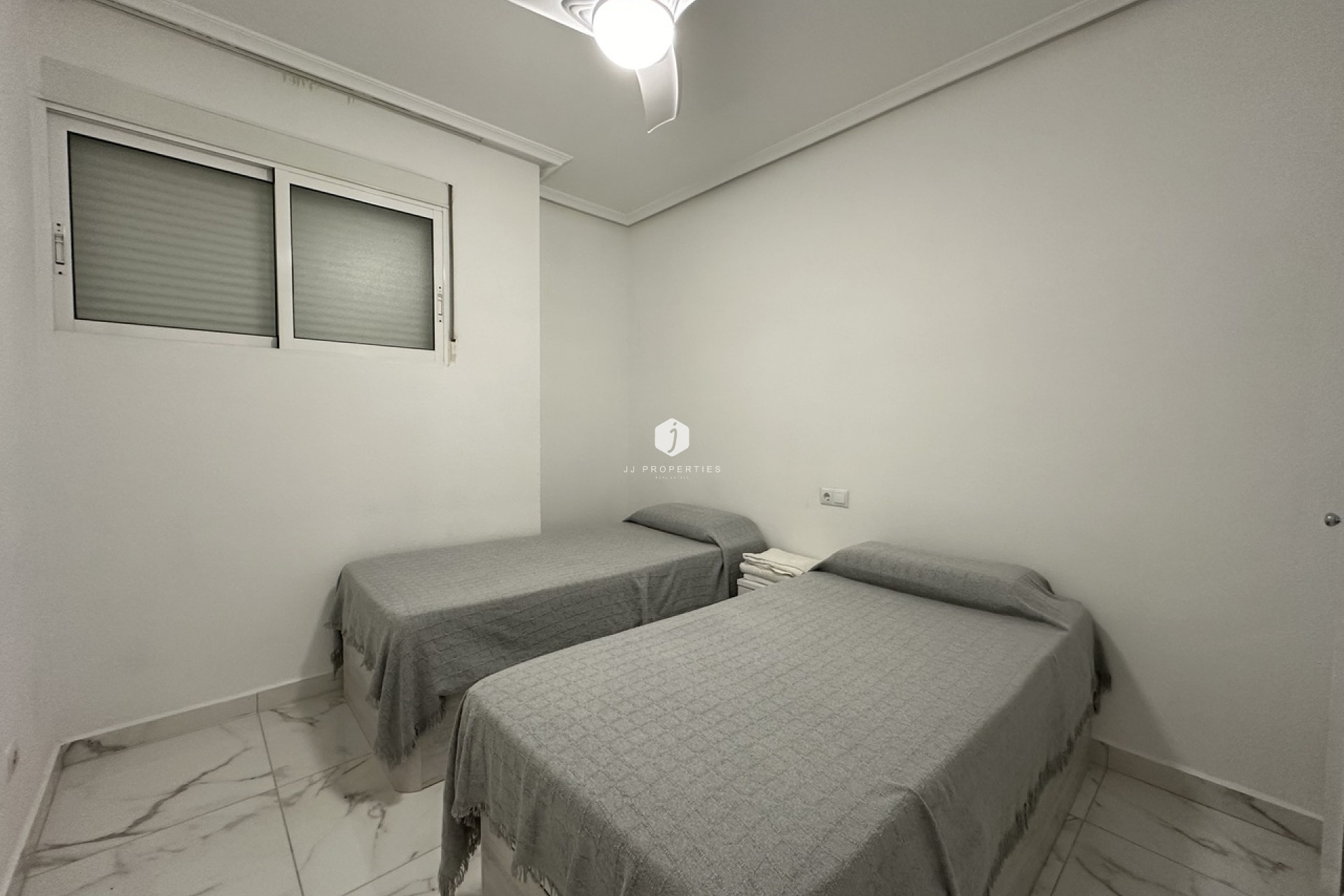 Segunda mano - Apartamento / piso -
Torrevieja - Costa Blanca