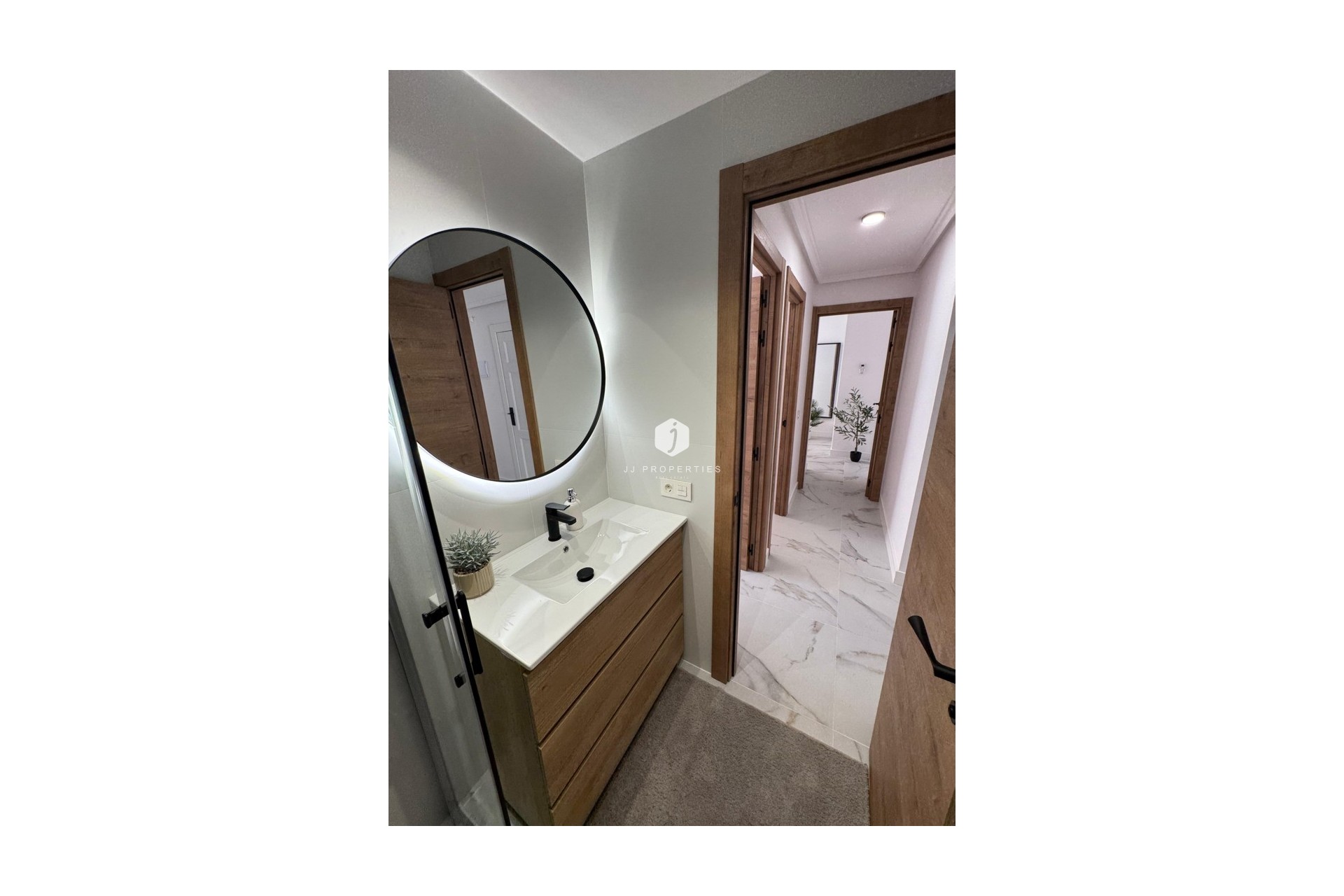 Segunda mano - Apartamento / piso -
Torrevieja - Costa Blanca