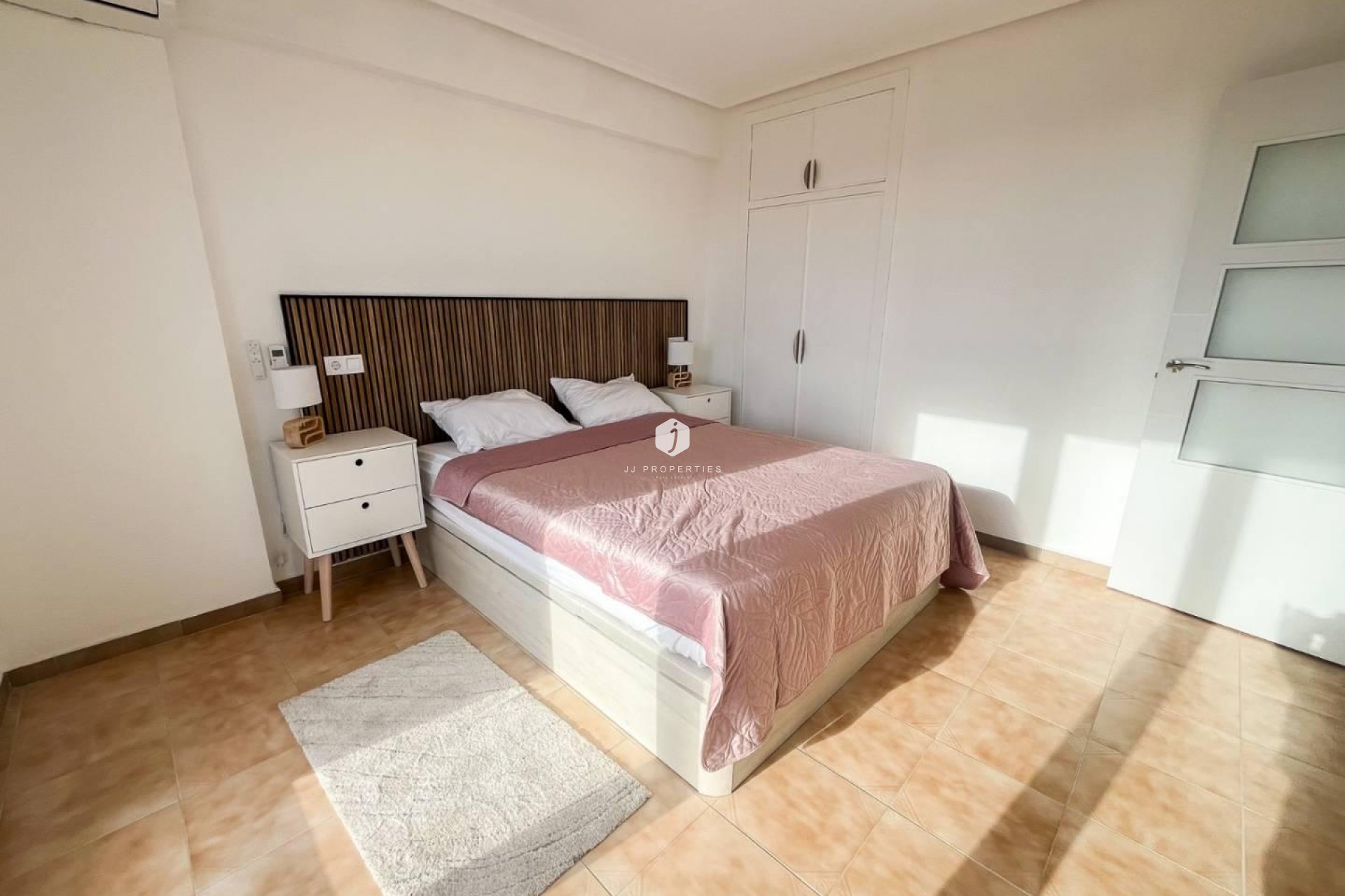 Segunda mano - Apartamento / piso -
Torrevieja - Costa Blanca