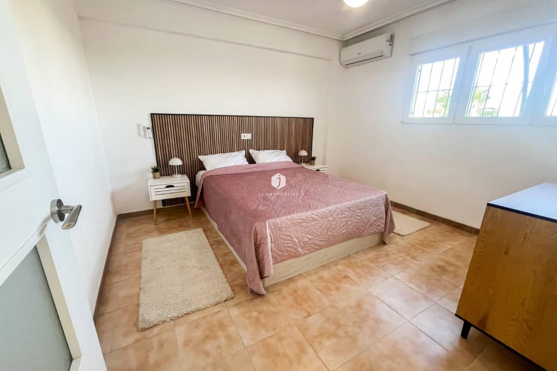 Segunda mano - Apartamento / piso -
Torrevieja - Costa Blanca