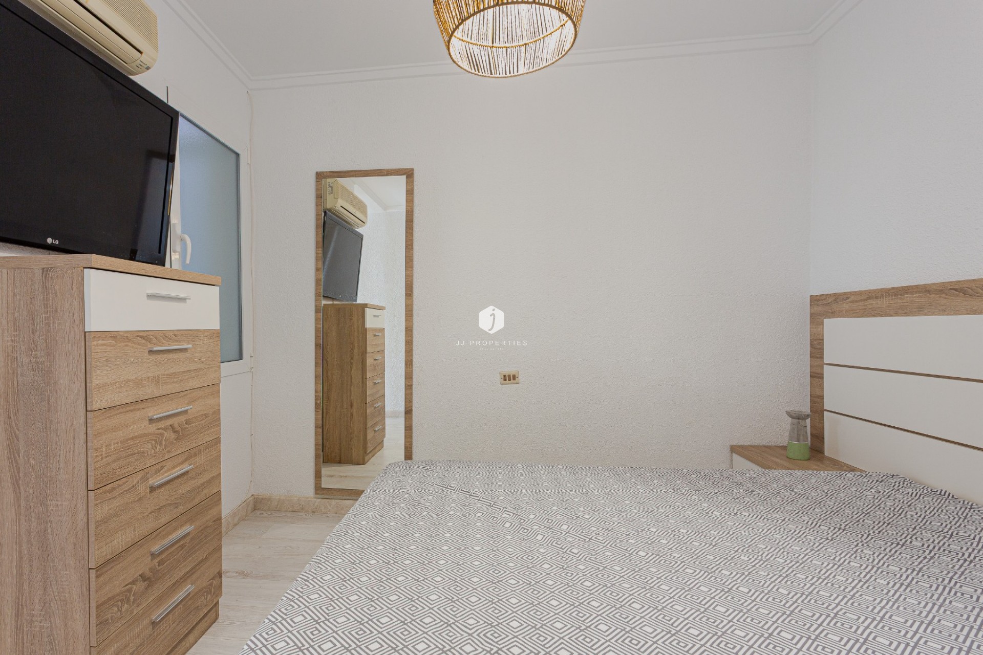 Segunda mano - Apartamento / piso -
Torrevieja - Costa Blanca