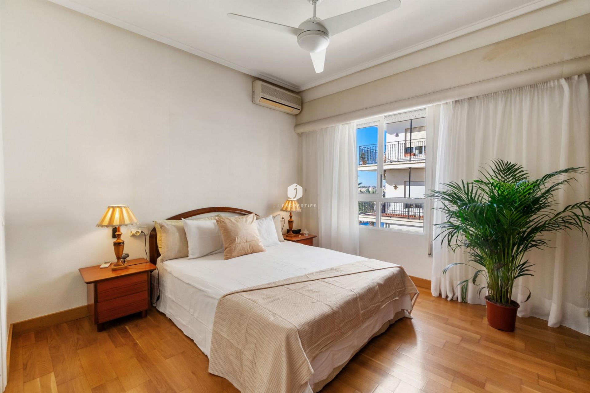 Segunda mano - Apartamento / piso -
Torrevieja - Costa Blanca