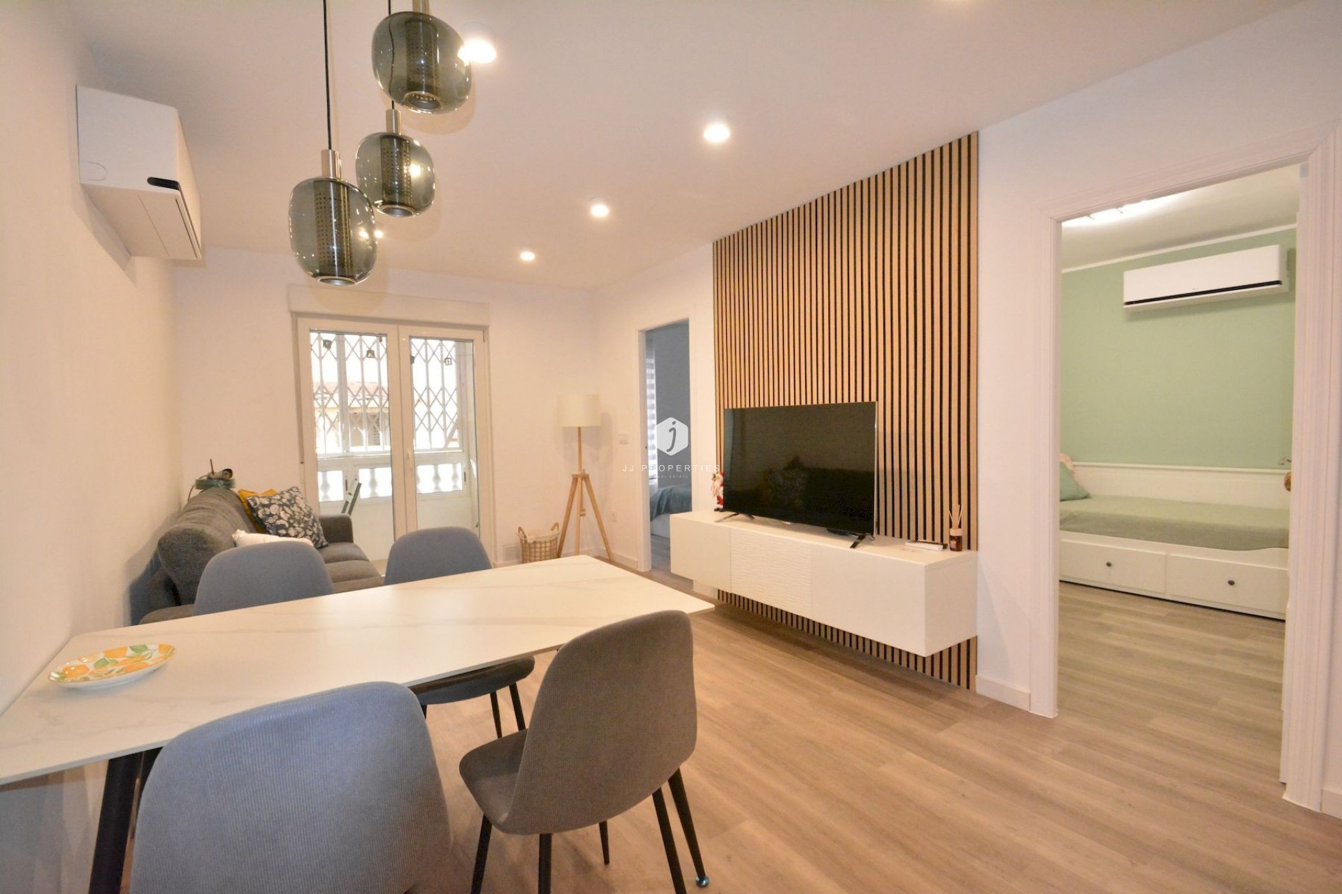 Segunda mano - Apartamento / piso -
Torrevieja - Costa Blanca