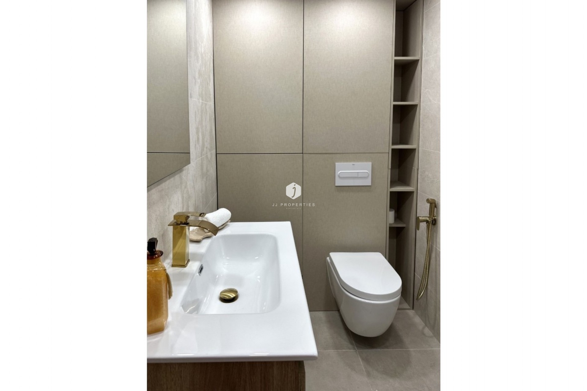 Segunda mano - Apartamento / piso -
Torrevieja - Costa Blanca