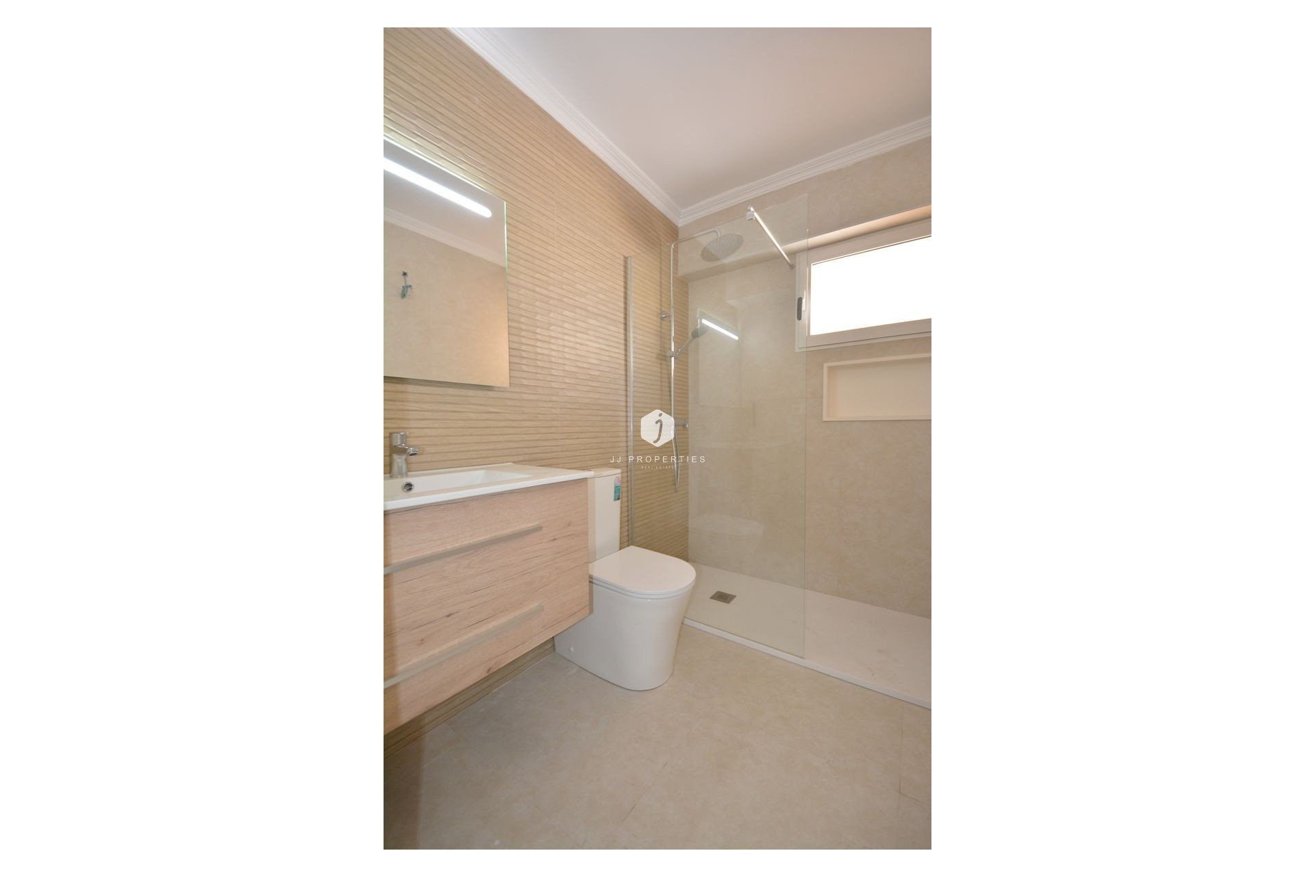 Segunda mano - Apartamento / piso -
Torrevieja - Costa Blanca