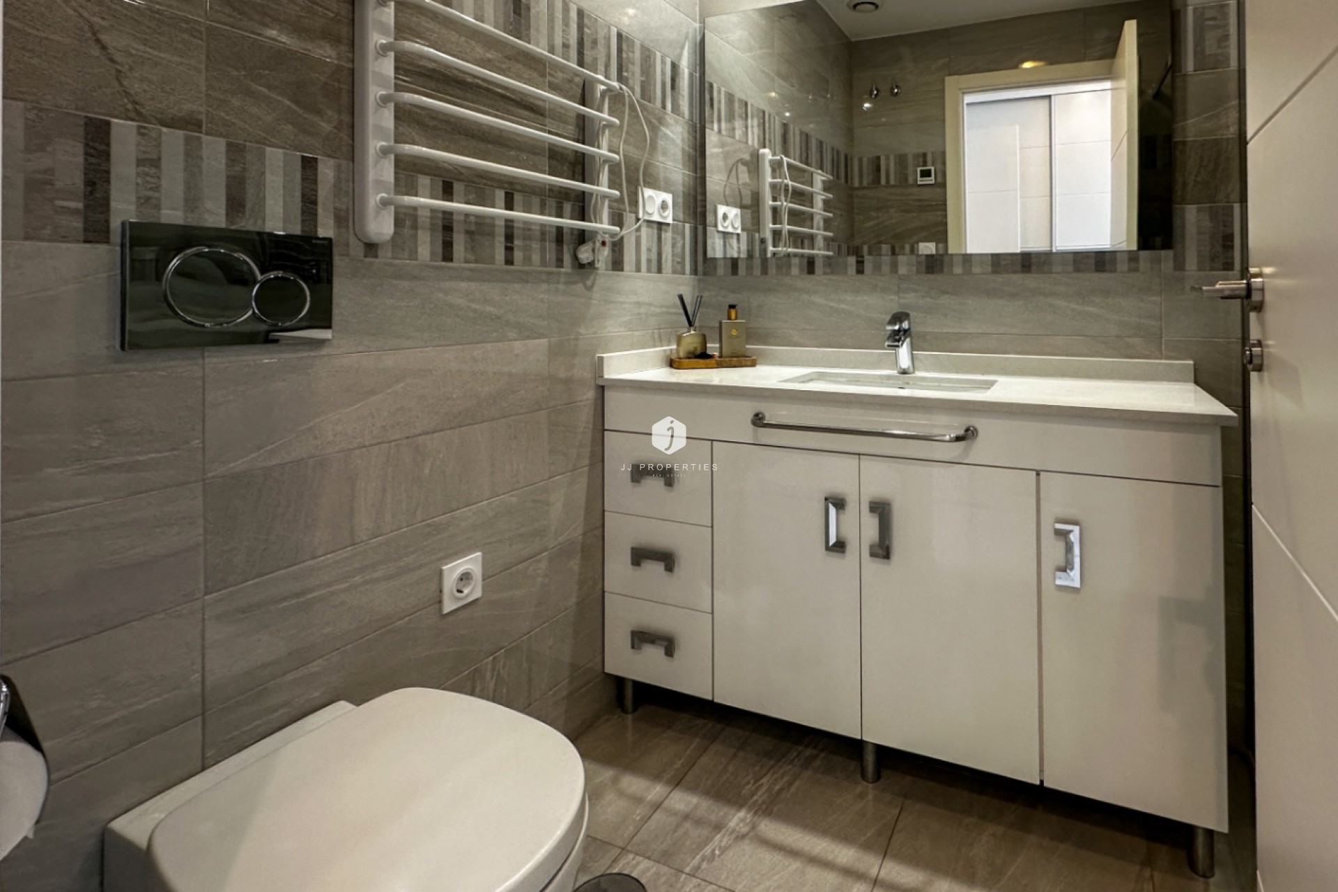 Segunda mano - Apartamento / piso -
Torrevieja - Costa Blanca