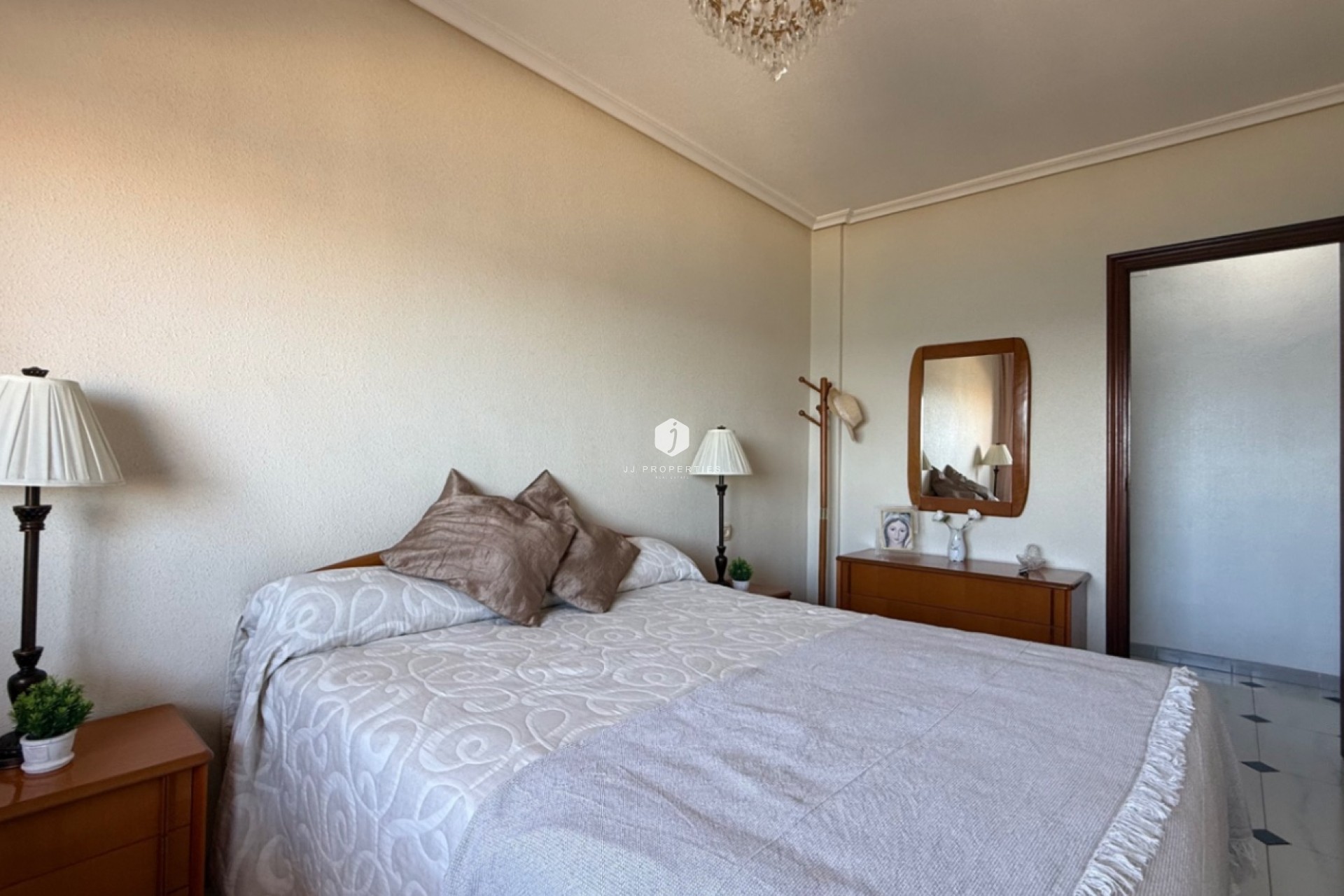 Segunda mano - Apartamento / piso -
Torrevieja - Costa Blanca