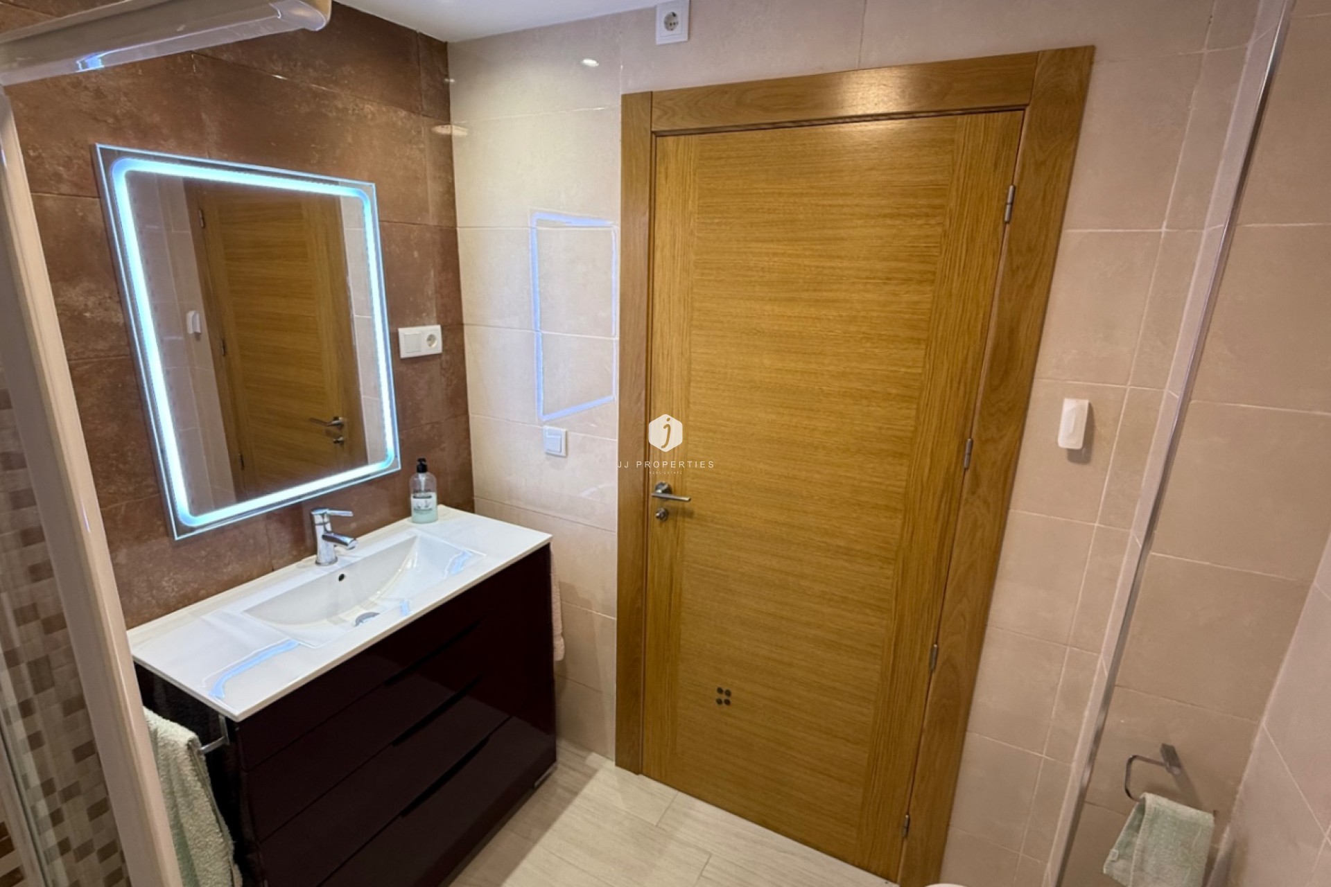 Segunda mano - Apartamento / piso -
Torrevieja - Costa Blanca