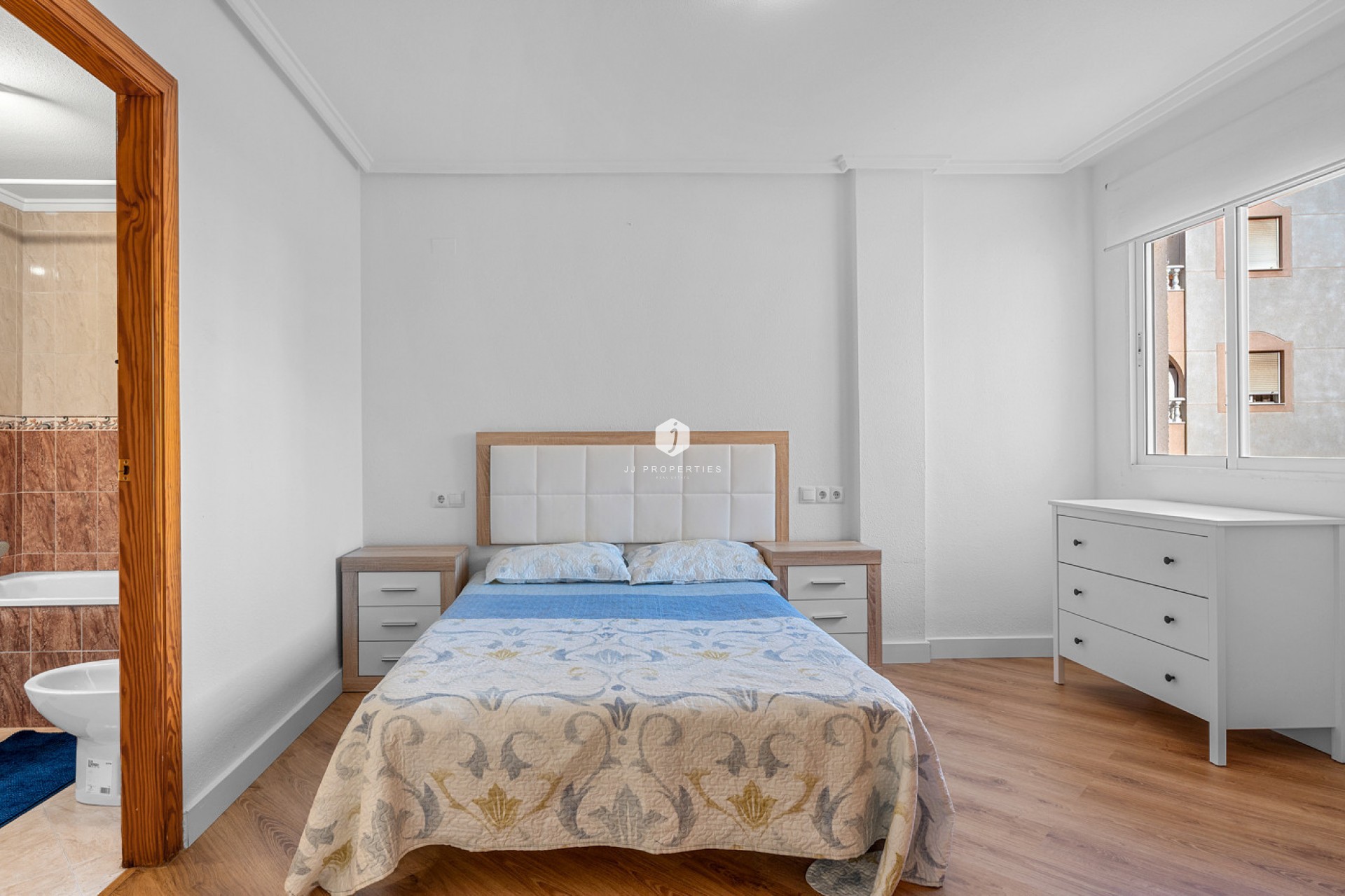 Segunda mano - Apartamento / piso -
Torrevieja - Costa Blanca