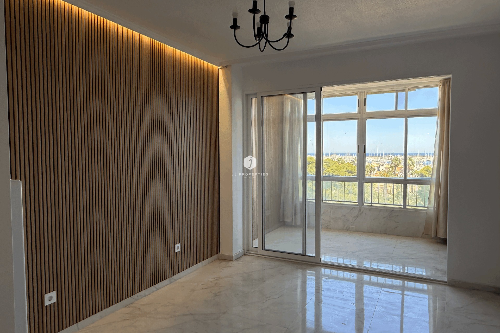 Segunda mano - Apartamento / piso -
Torrevieja - Costa Blanca