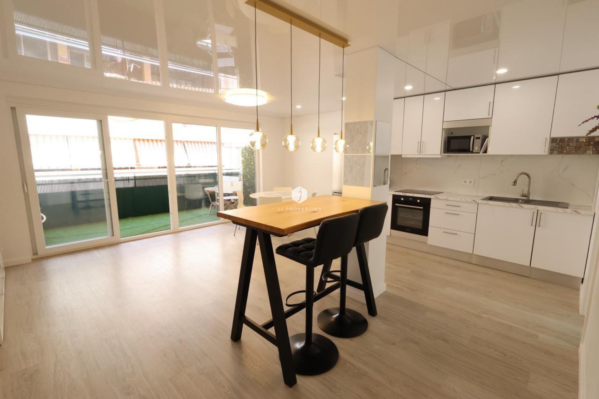 Segunda mano - Apartamento / piso -
Torrevieja - Costa Blanca