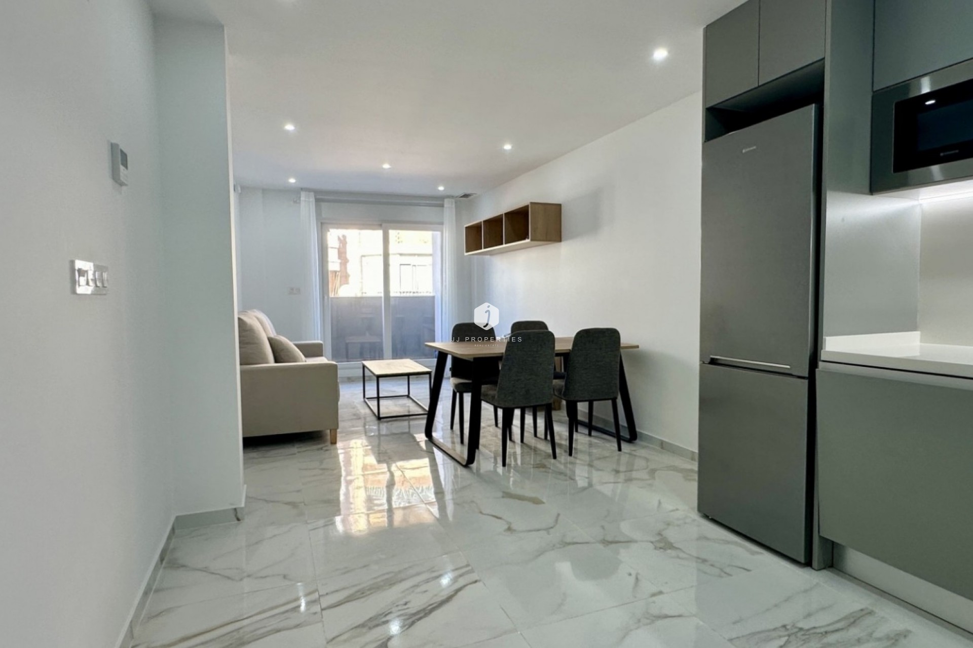 Segunda mano - Apartamento / piso -
Torrevieja - Costa Blanca