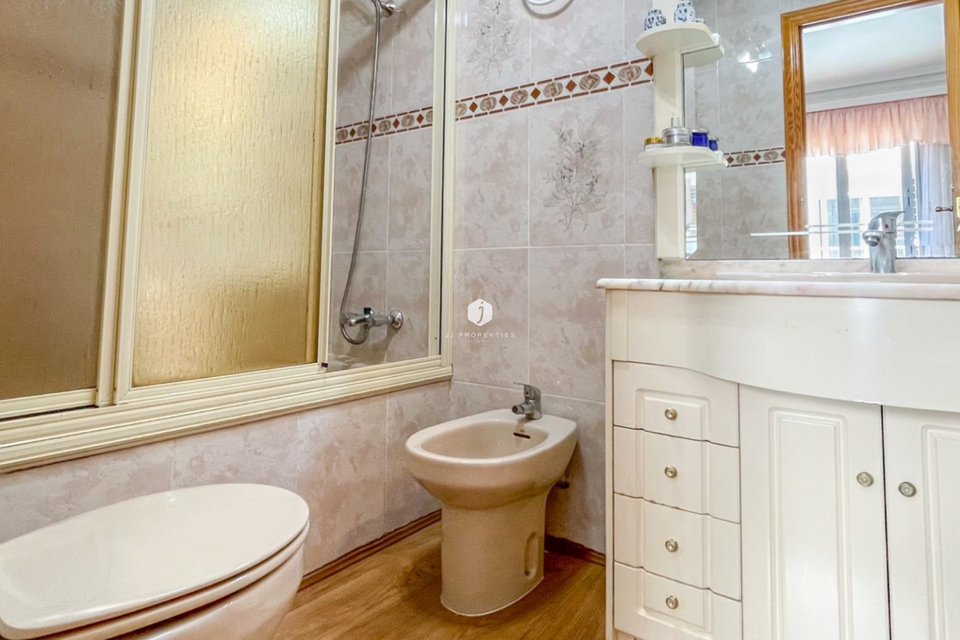 Segunda mano - Apartamento / piso -
Torrevieja - Costa Blanca
