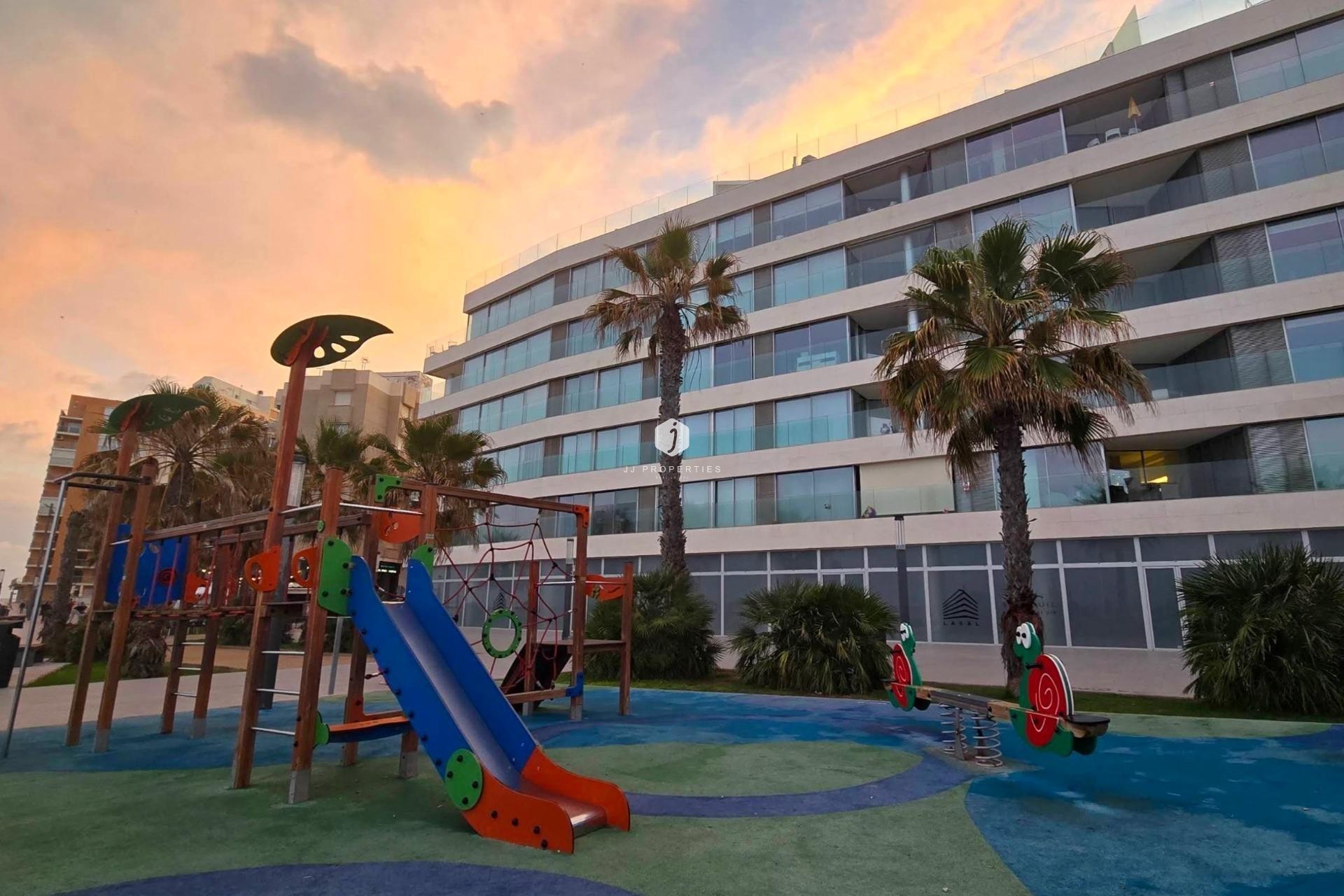 Segunda mano - Apartamento / piso -
Torrevieja - Curva Del Palangre