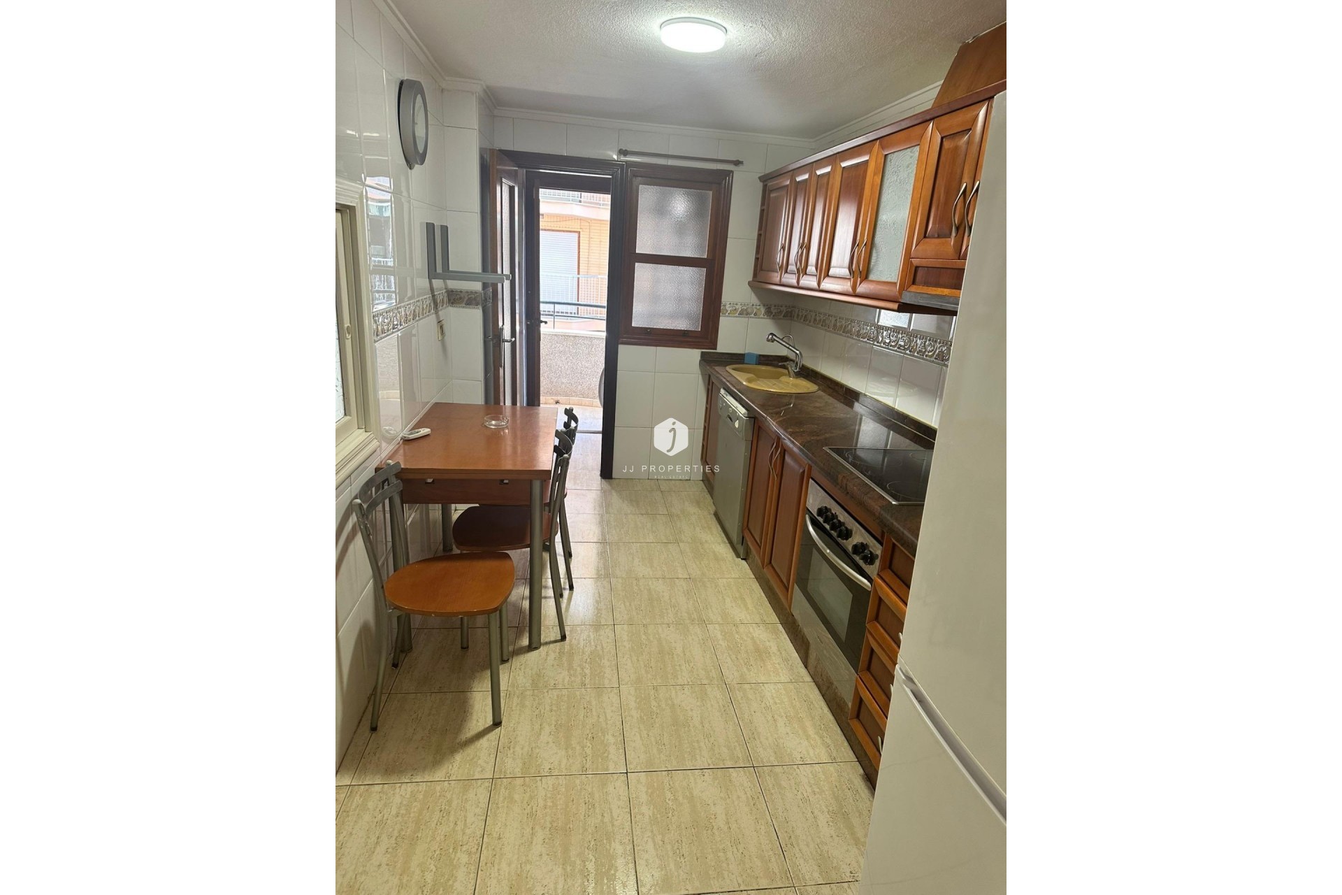 Segunda mano - Apartamento / piso -
Torrevieja - El Acequión - Los Náufragos