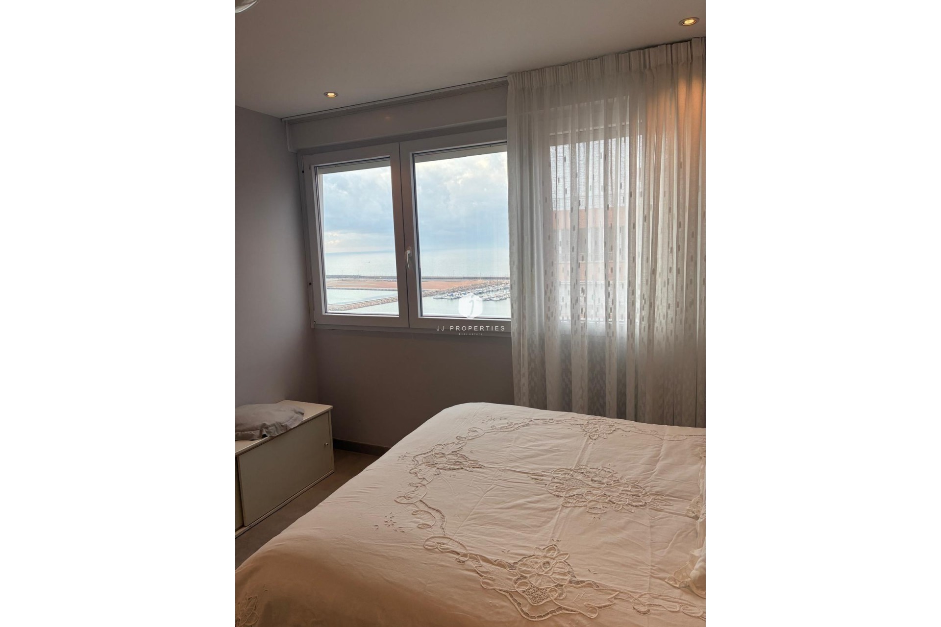 Segunda mano - Apartamento / piso -
Torrevieja - El Acequión - Los Náufragos