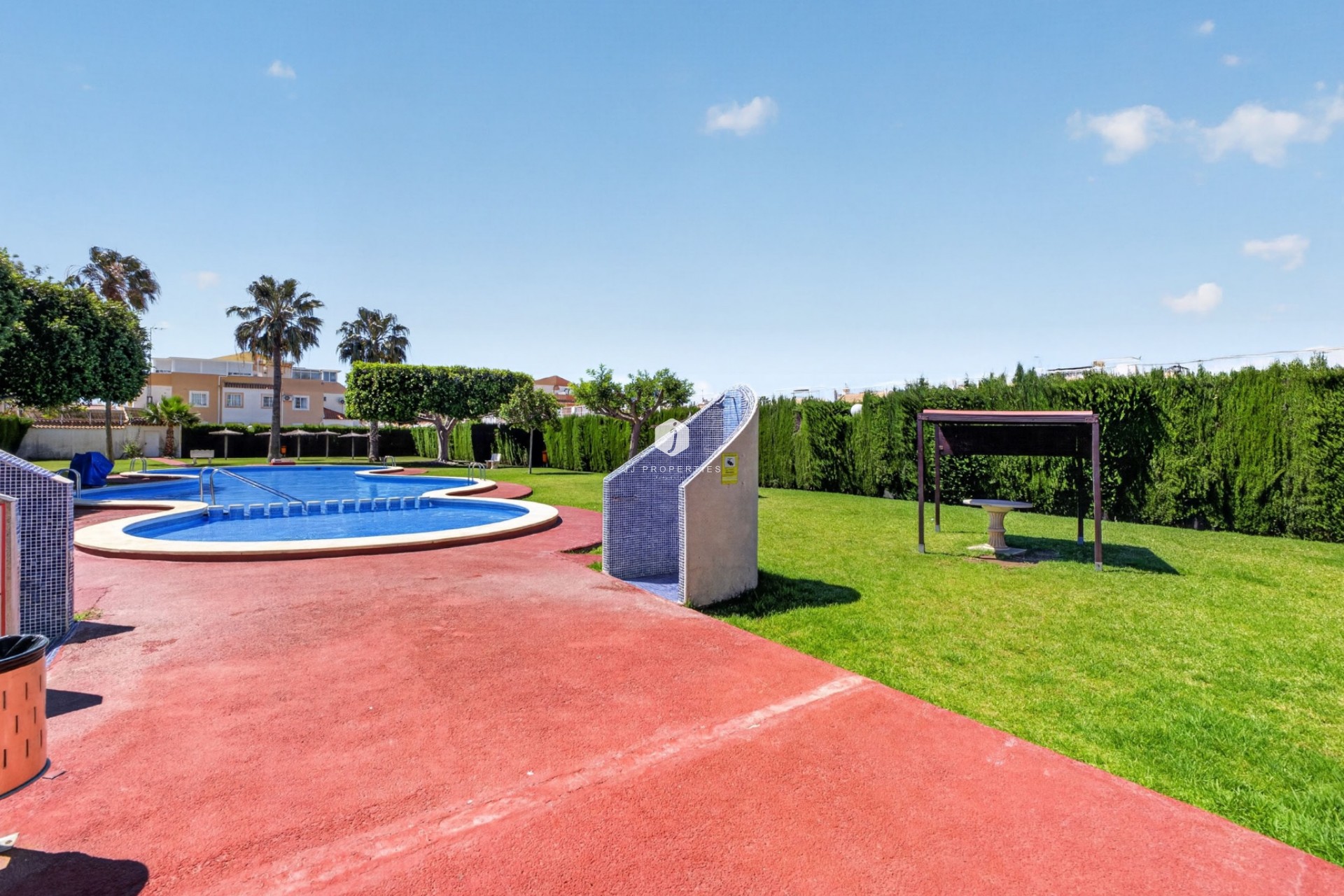 Segunda mano - Apartamento / piso -
Torrevieja - El Limonar