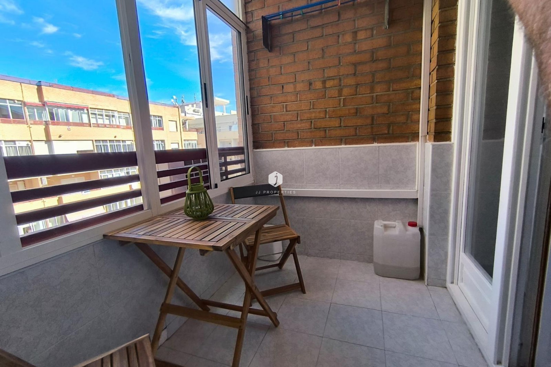 Segunda mano - Apartamento / piso -
Torrevieja - El molino