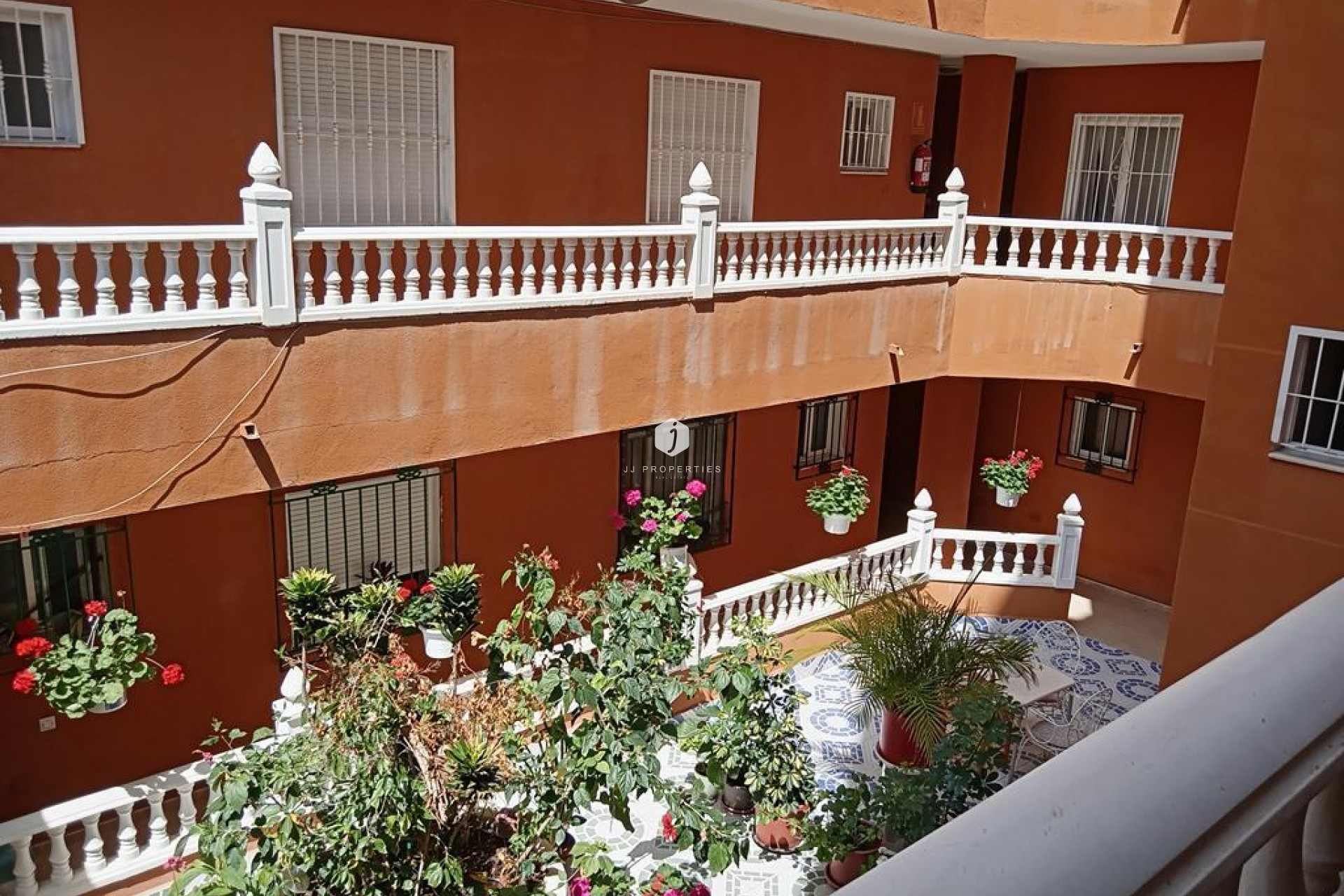 Segunda mano - Apartamento / piso -
Torrevieja - El molino