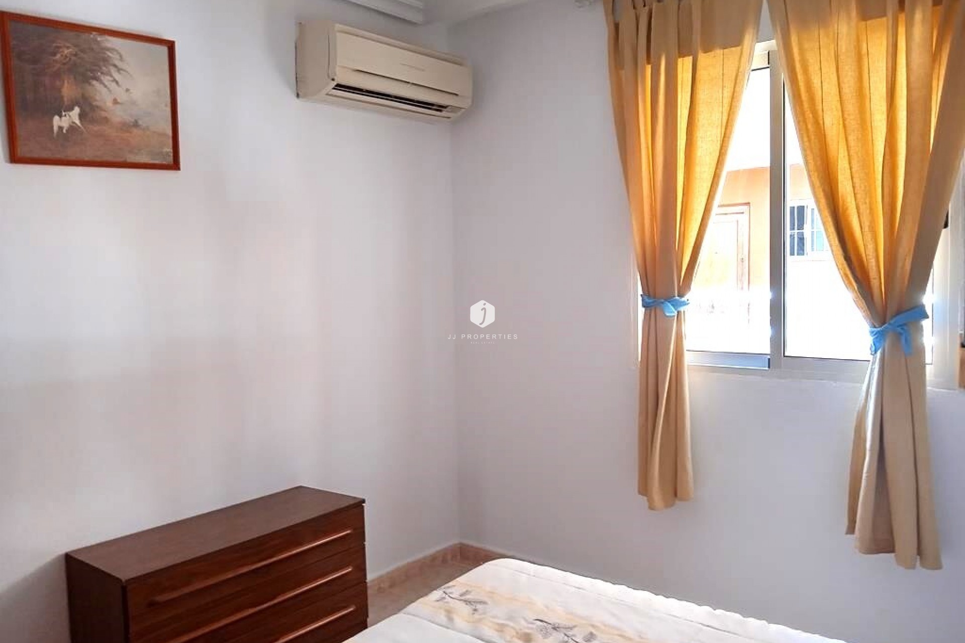 Segunda mano - Apartamento / piso -
Torrevieja - El molino
