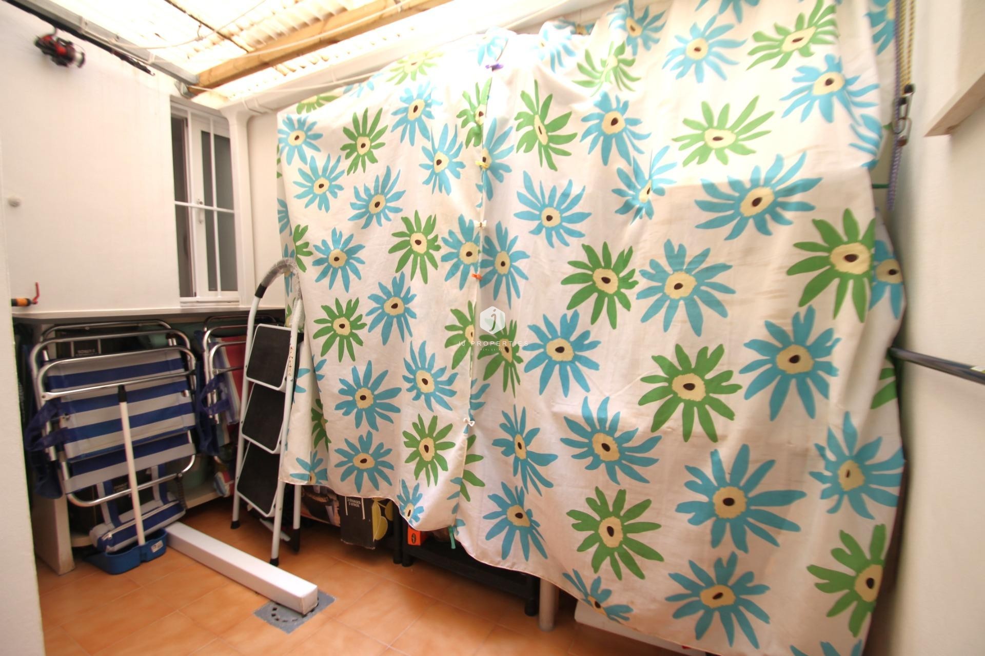 Segunda mano - Apartamento / piso -
Torrevieja - El molino