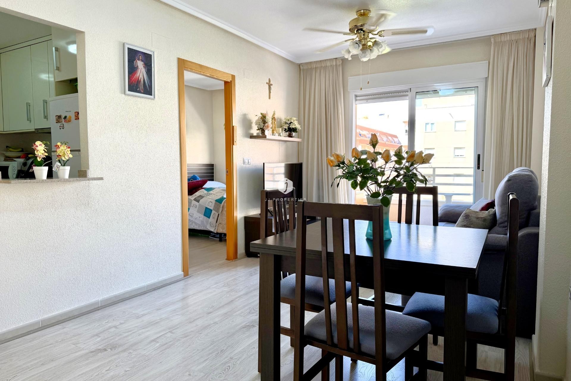 Segunda mano - Apartamento / piso -
Torrevieja - El molino