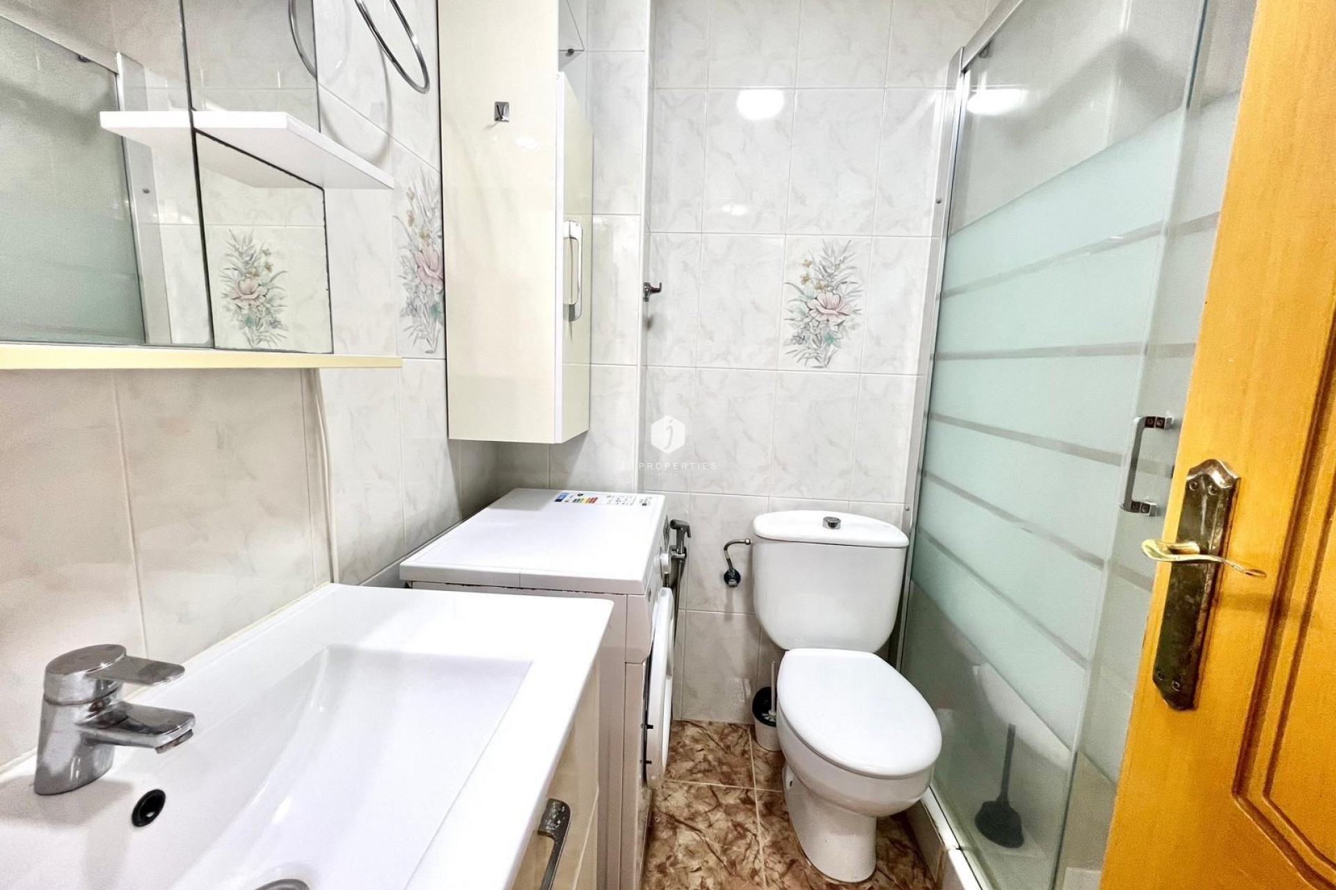 Segunda mano - Apartamento / piso -
Torrevieja - Estacion de autobuses