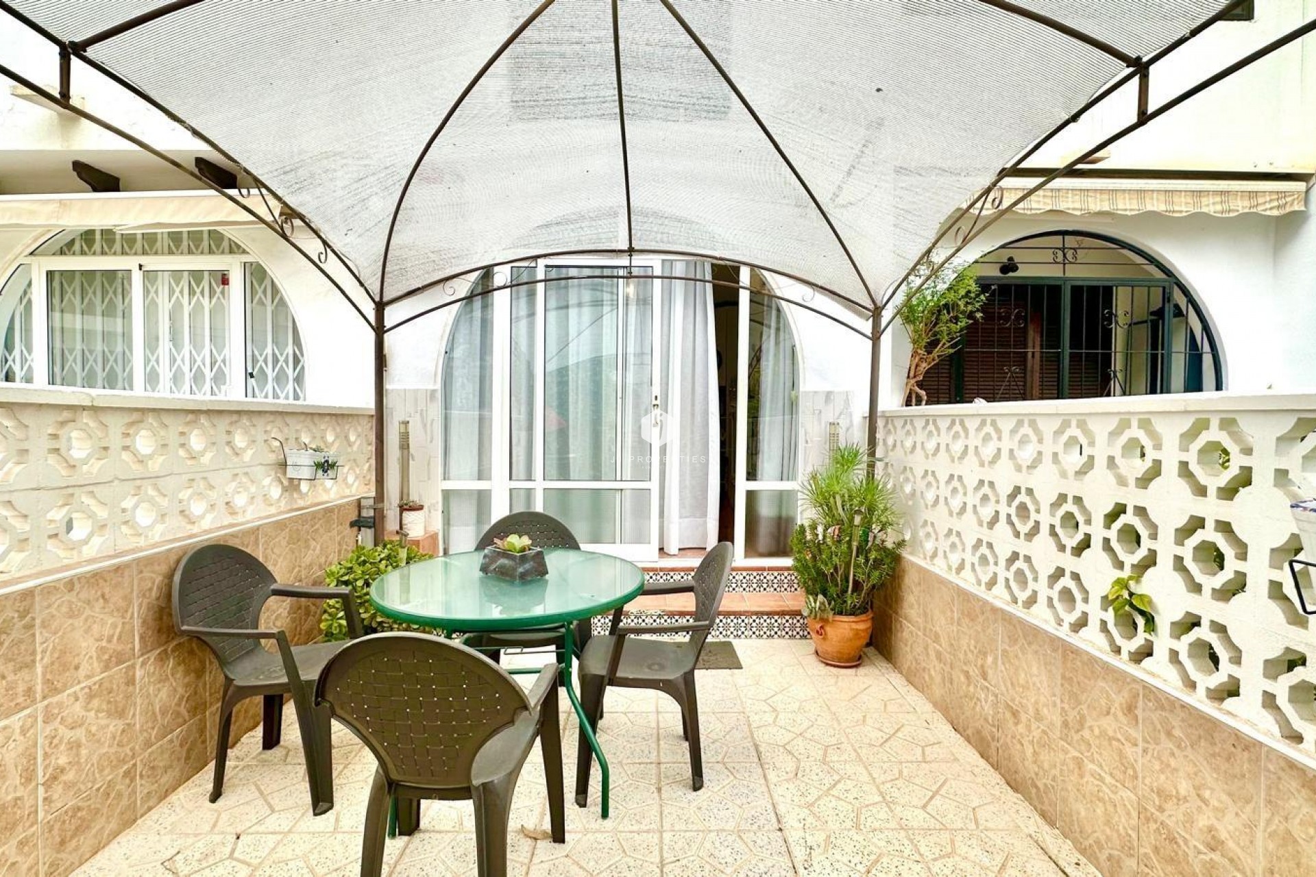 Segunda mano - Apartamento / piso -
Torrevieja - Estacion de autobuses